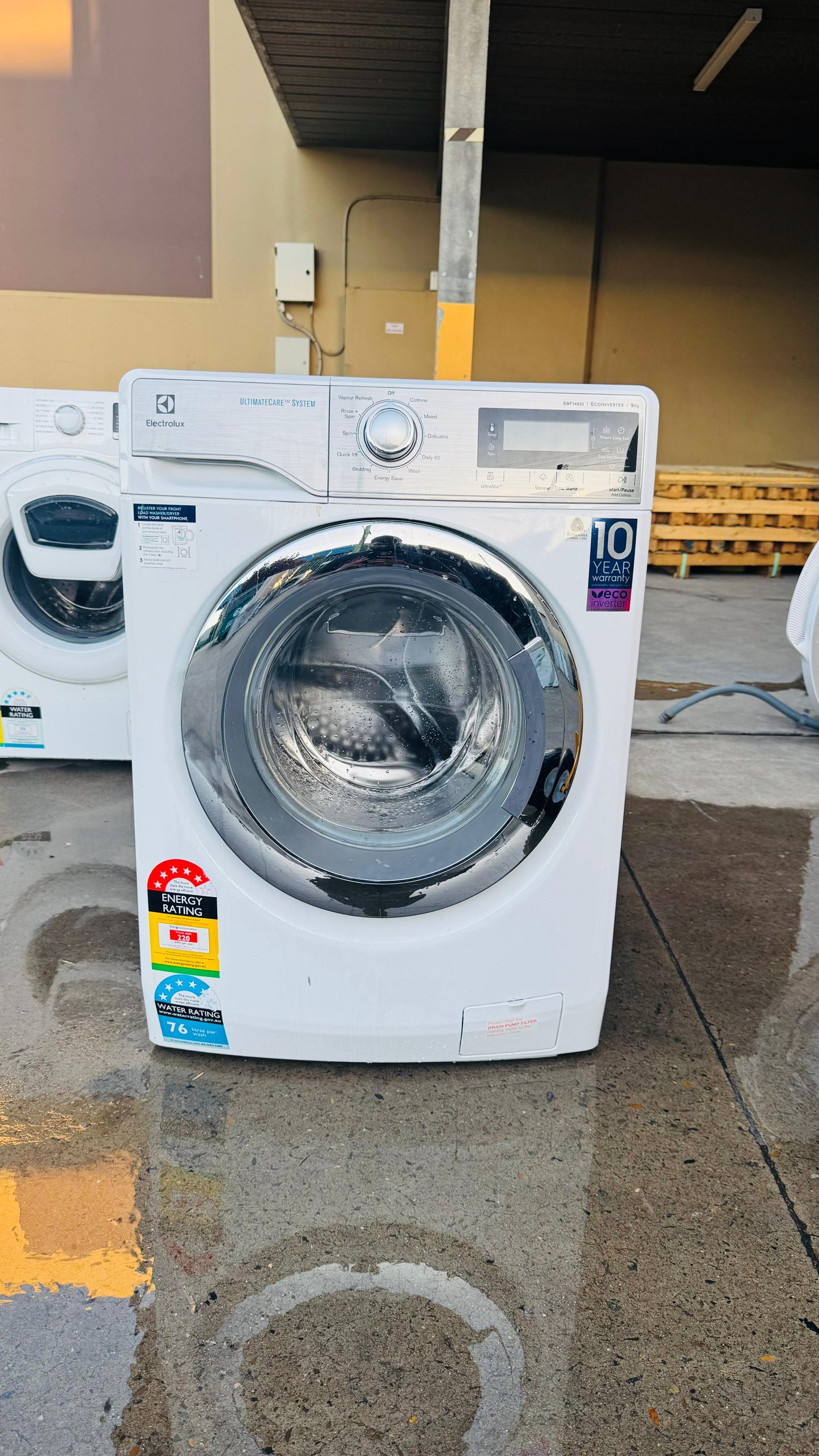 ELECTROLUX 9KGS FRONT LOADER WASHING MACHINE