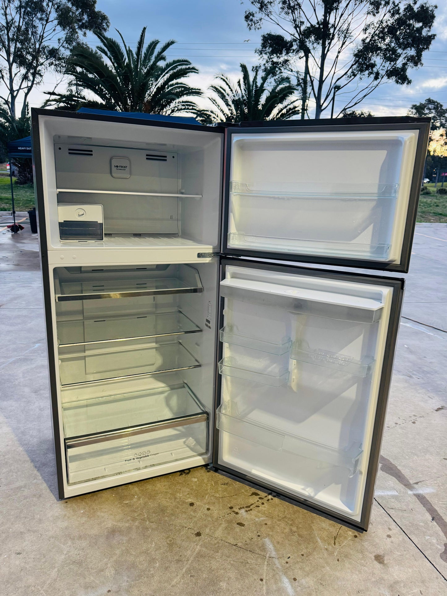 HISENSE 535 LITRES FRIDGE FREEZER