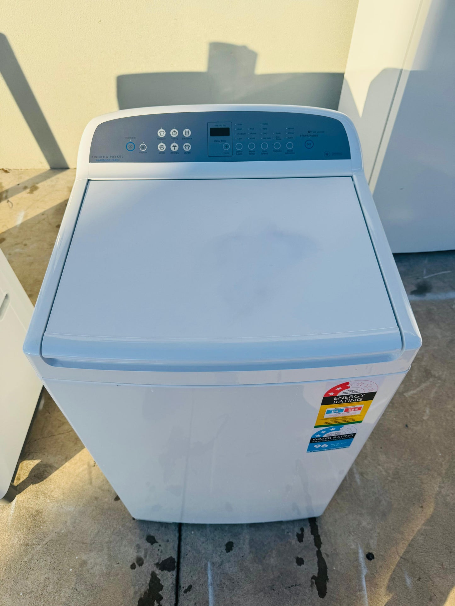 FISHER AND PAYKEL 8.5 KGS TOP LOADER WASHING MACHINE