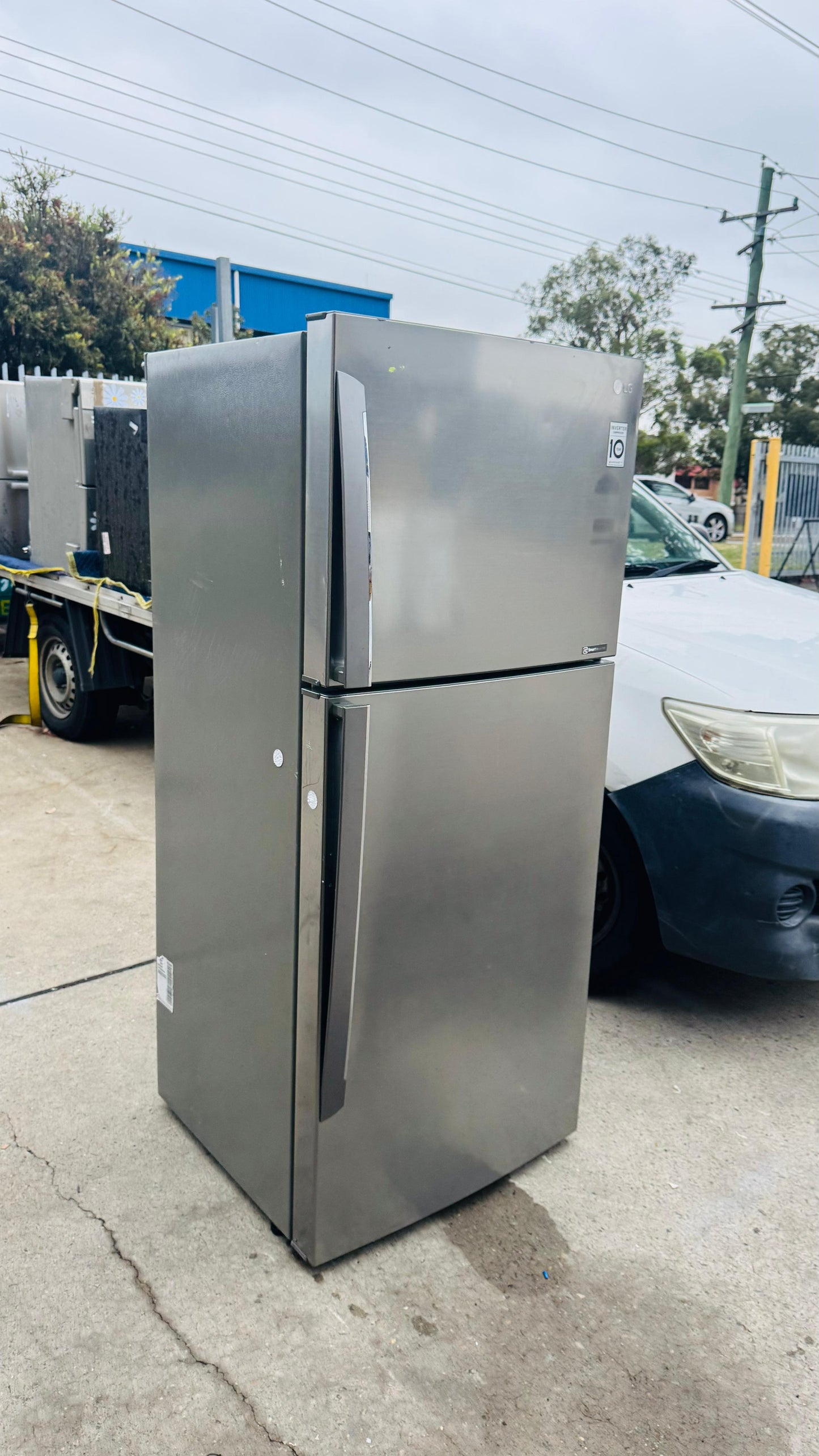 LG 442 LITRES FRIDGE FREEZER