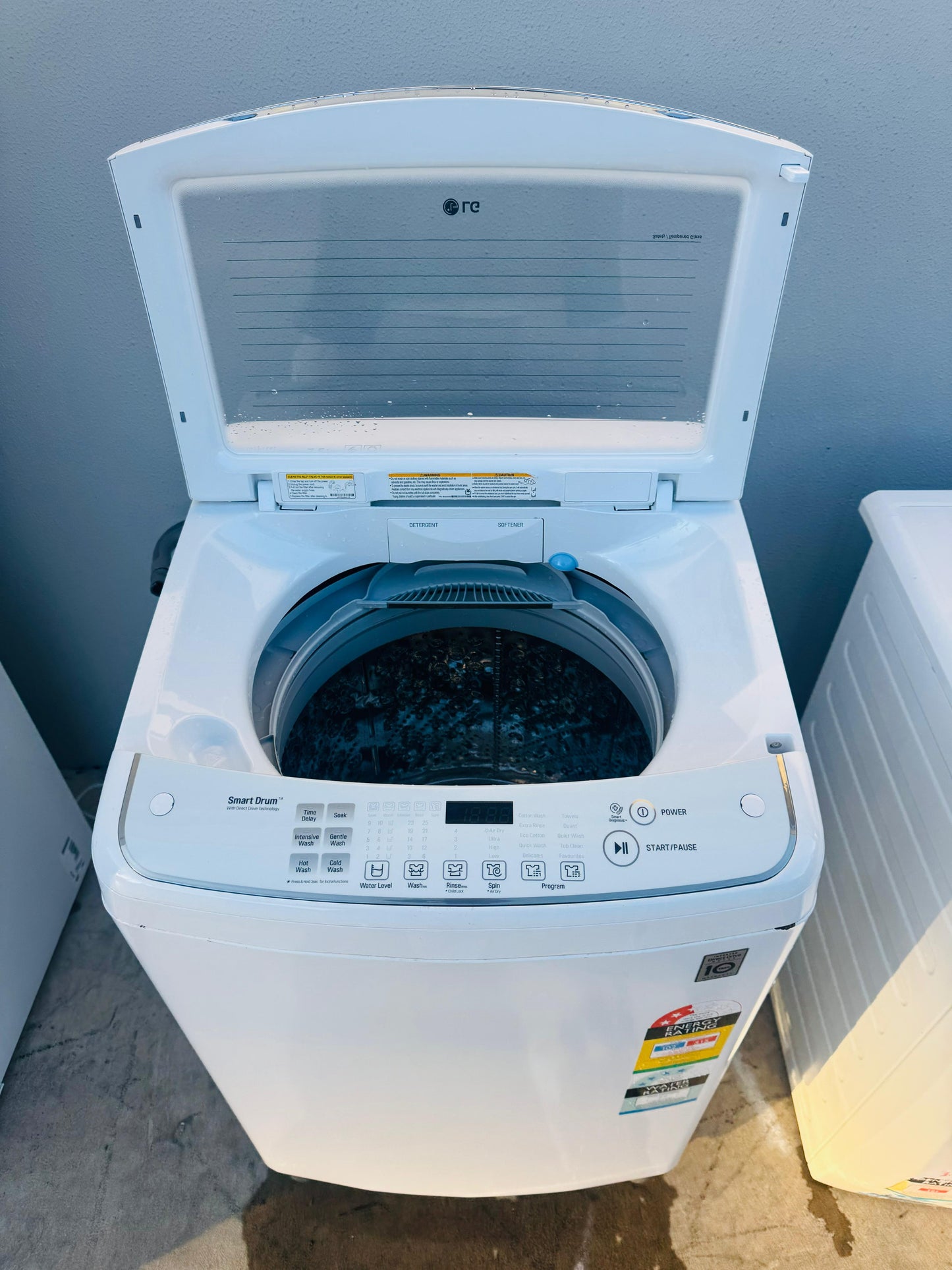 LG 7.5 KGS TOP LOADER WASHING MACHINE