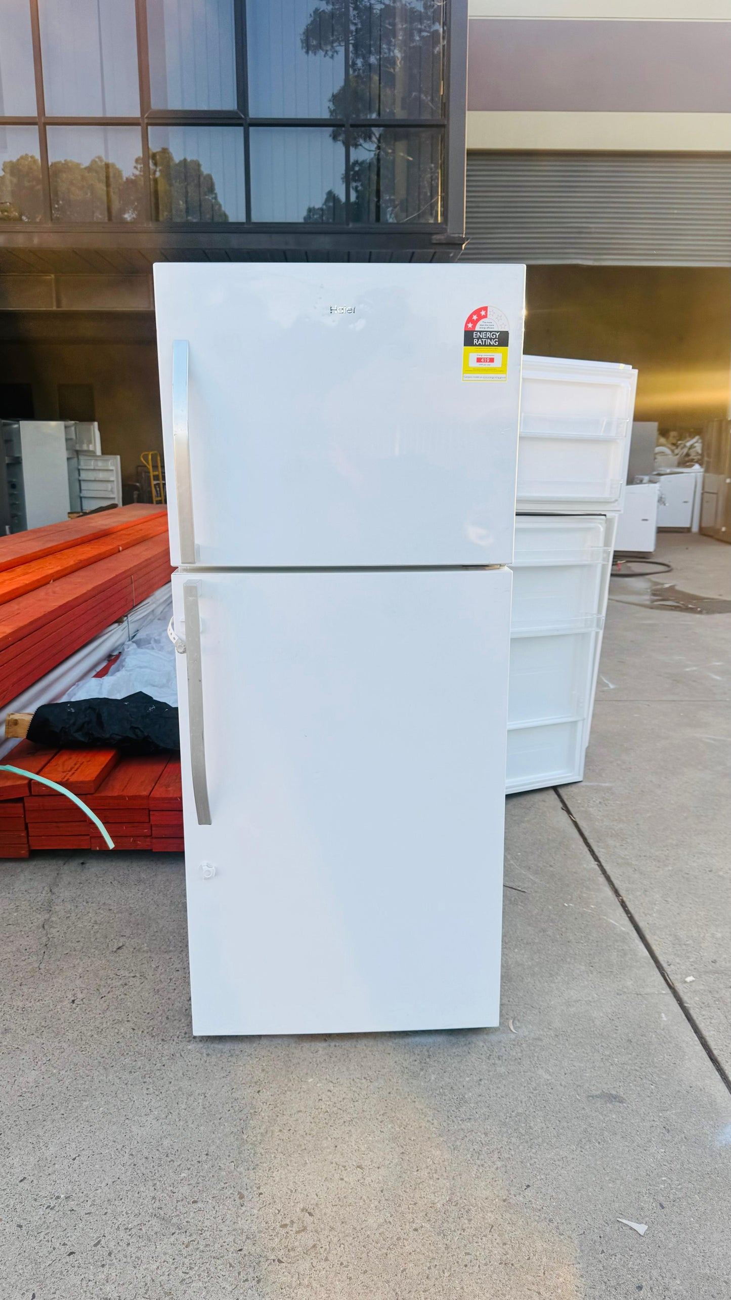 HAIER 422 LITRES FRIDGE FREEZER