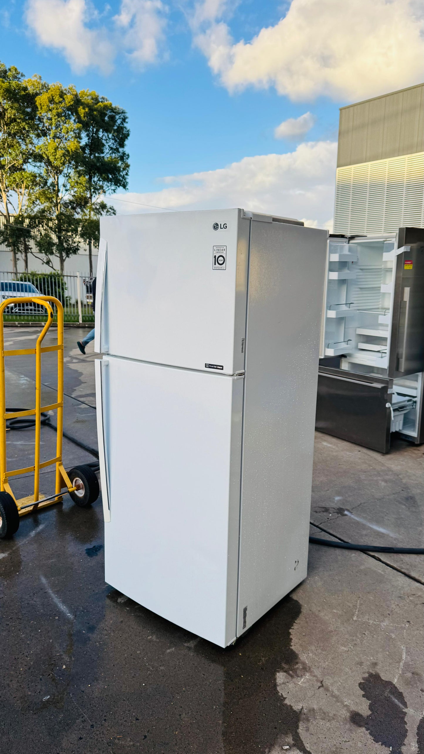 LG 441 LITRES FRIDGE FREEZER