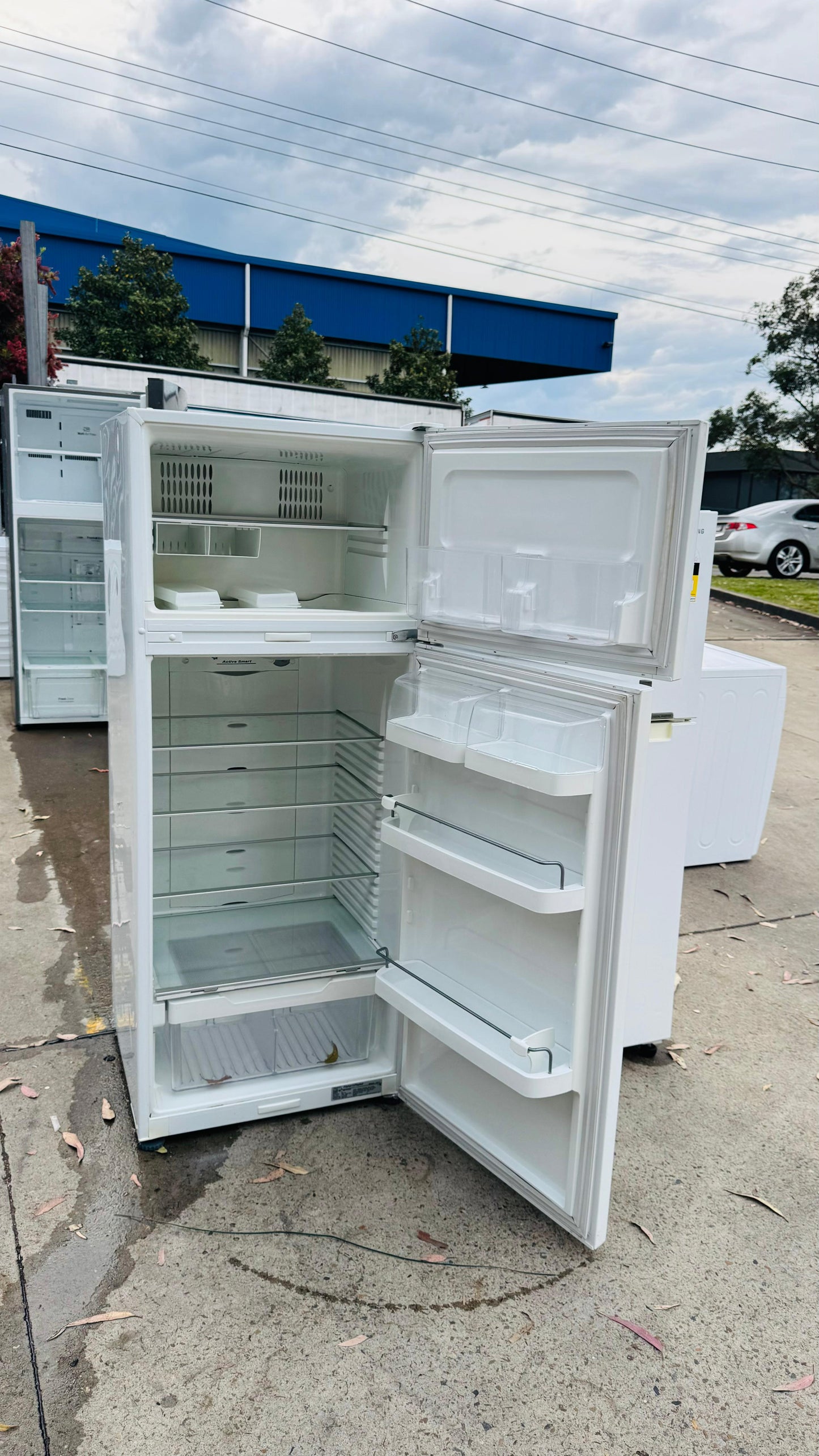 FISHER AND PAYKEL 380 LITRES FRIDGE FREEZER