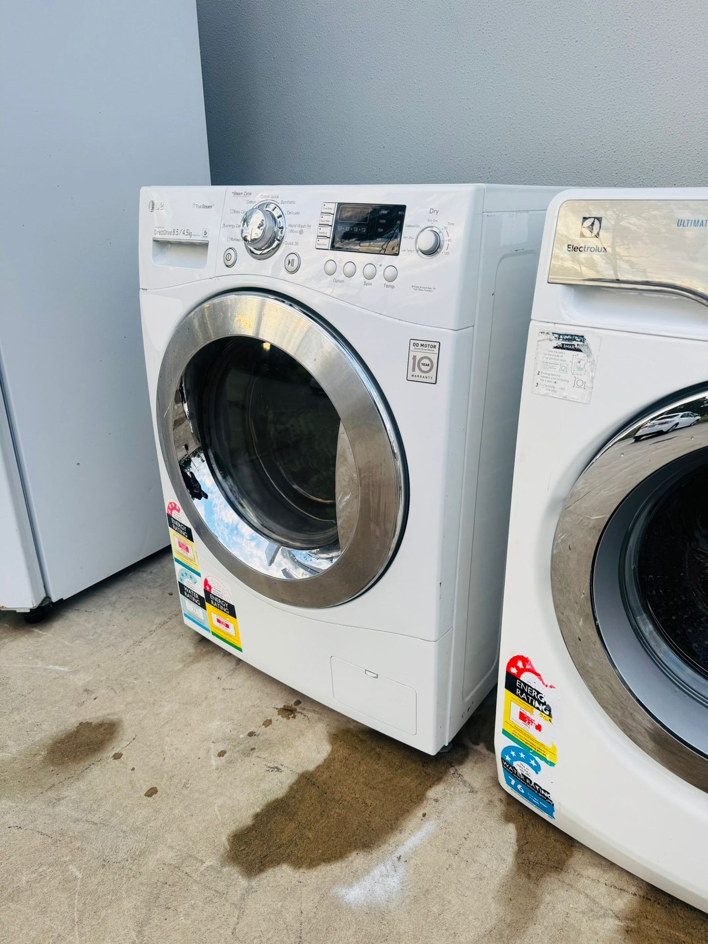 LG 8.5 KGS FRONT LOADER WASHING MACHINE