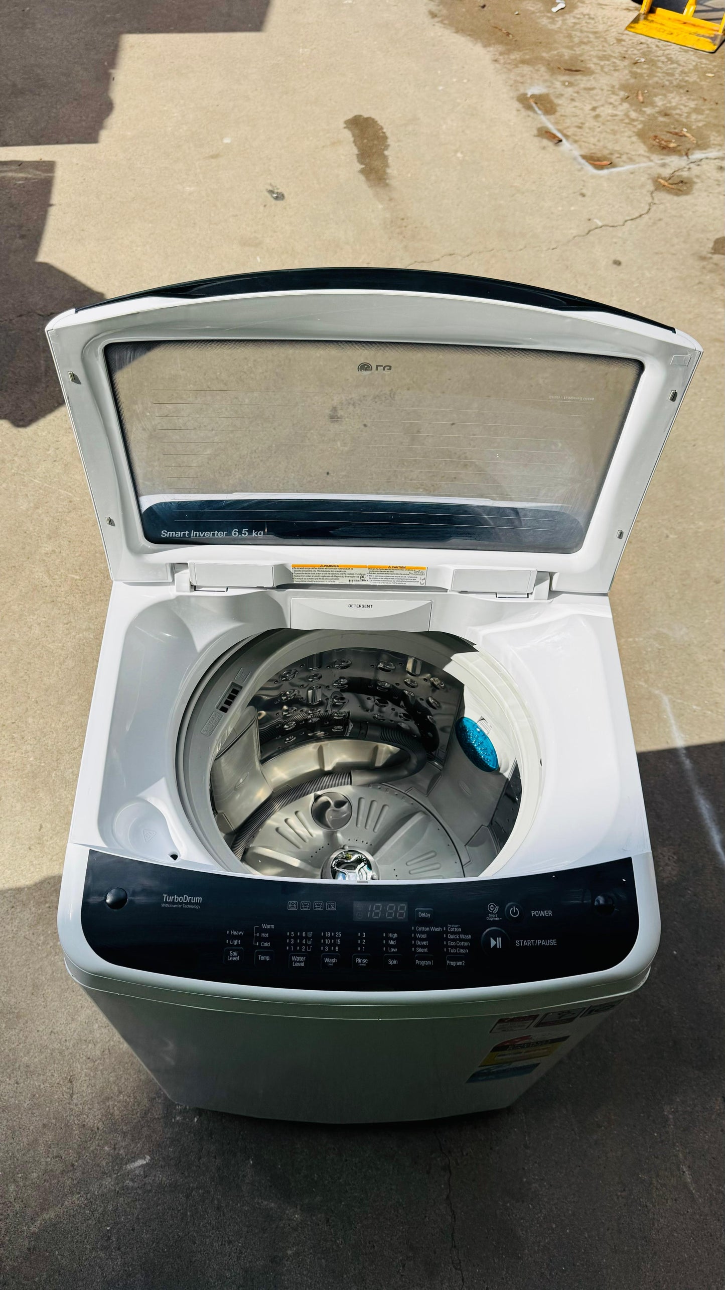 LG 6.5KGS TOP LOADER WASHING MACHINE