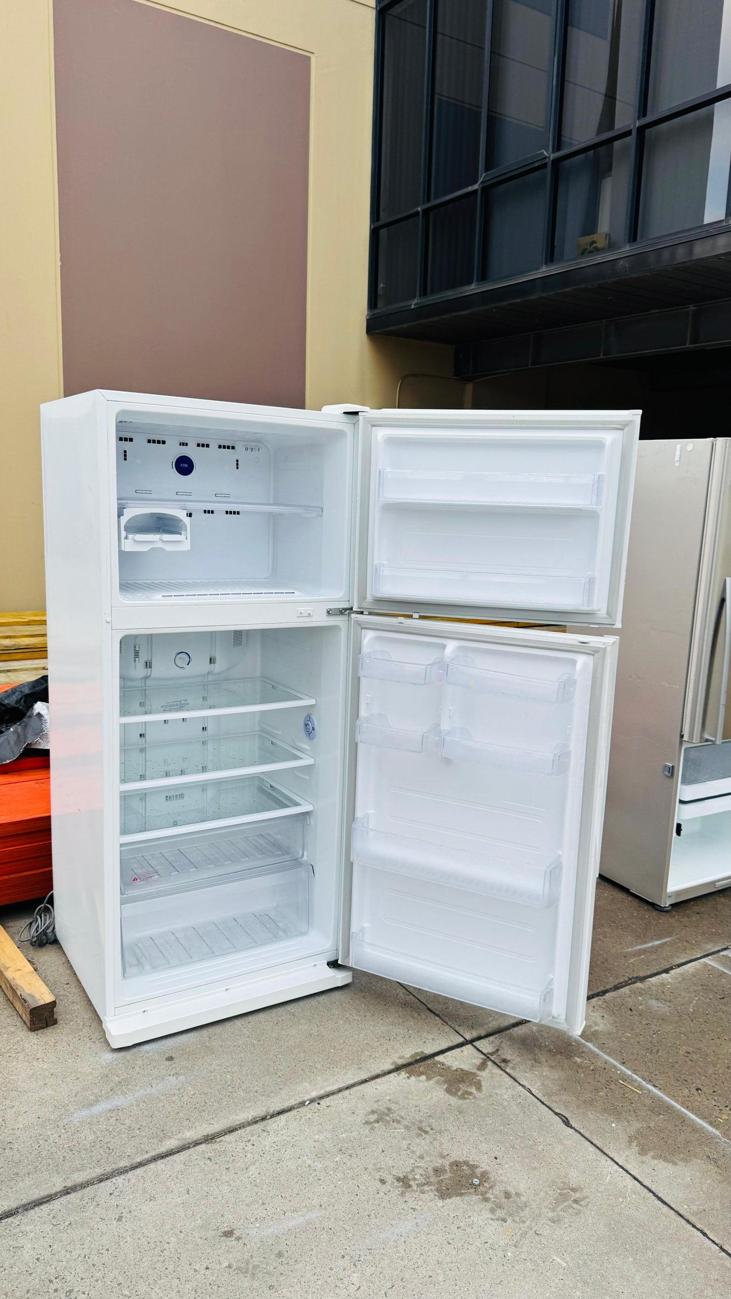 SAMSUNG 423 LITRES FRIDGE FREEZER