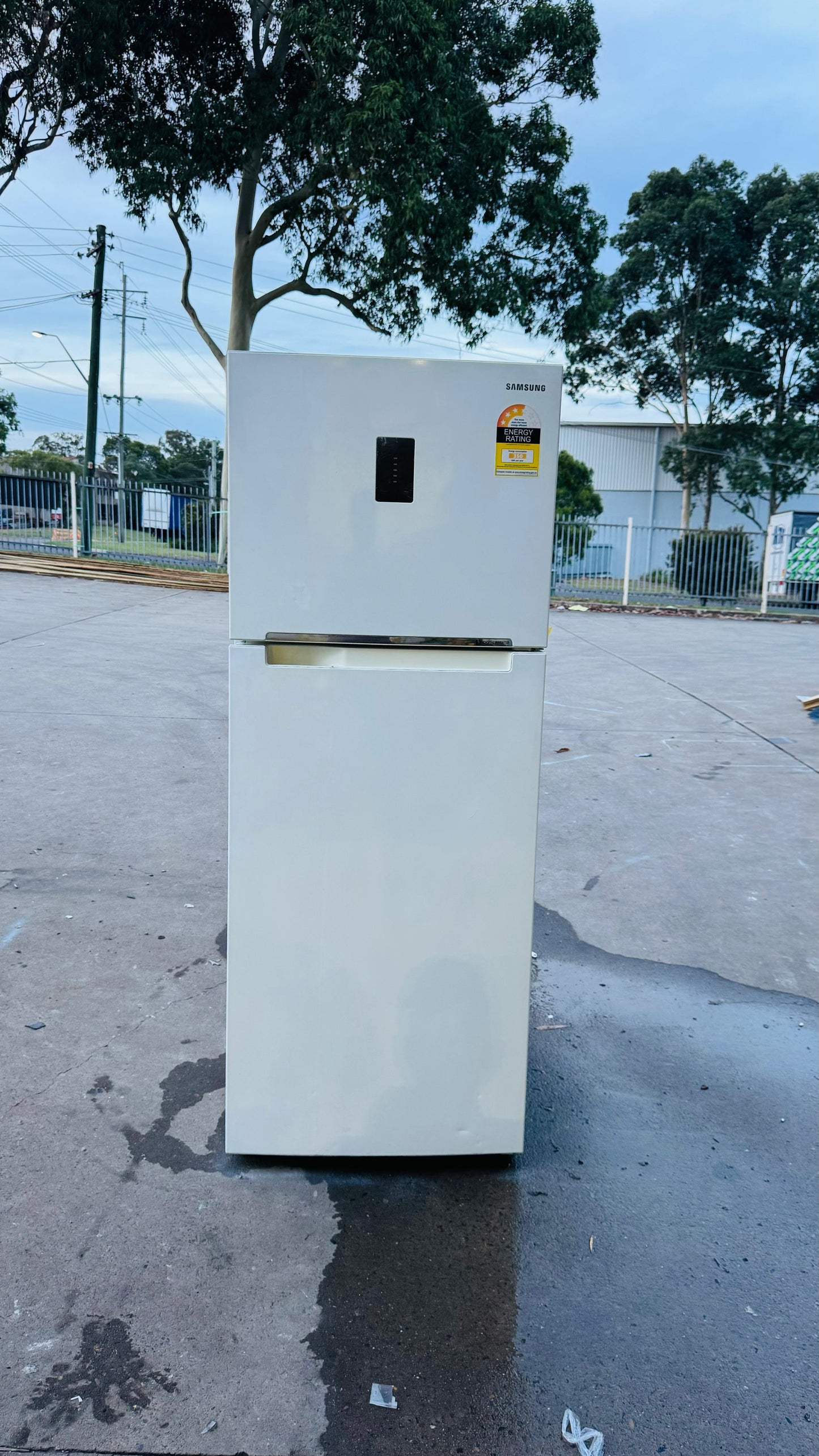 SAMSUNG 415 LITRES FRIDGE FREEZER