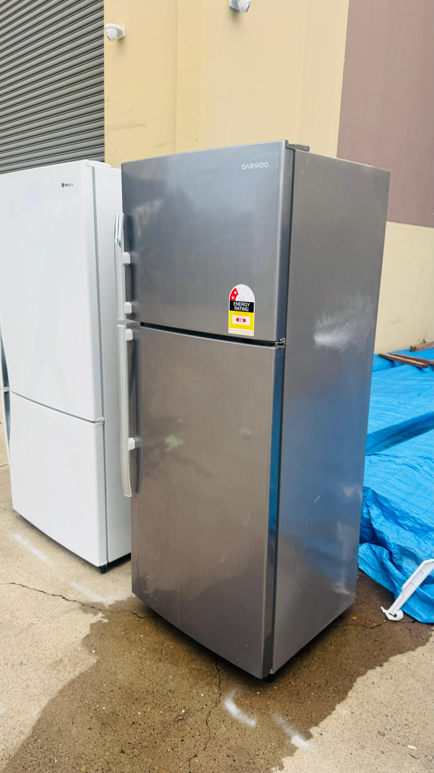 DAEWOO 360 LITRES FRIDGE FREEZER