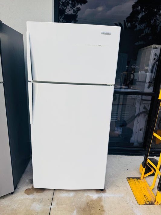 WESTING HOUSE 520 LITRES FRIDGE FREEZER