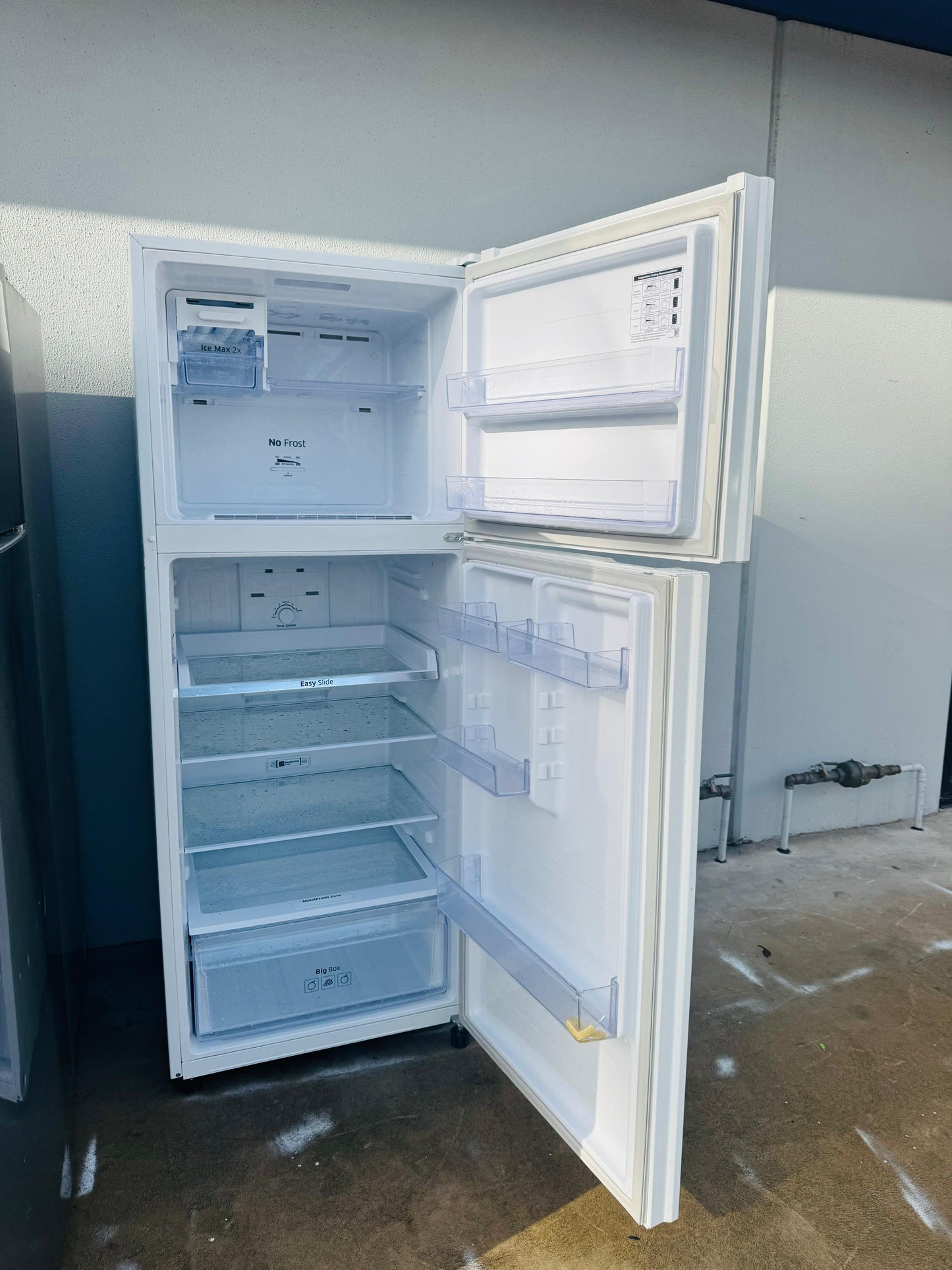 SAMSUNG 469 LITRES FRIDGE FREEZER