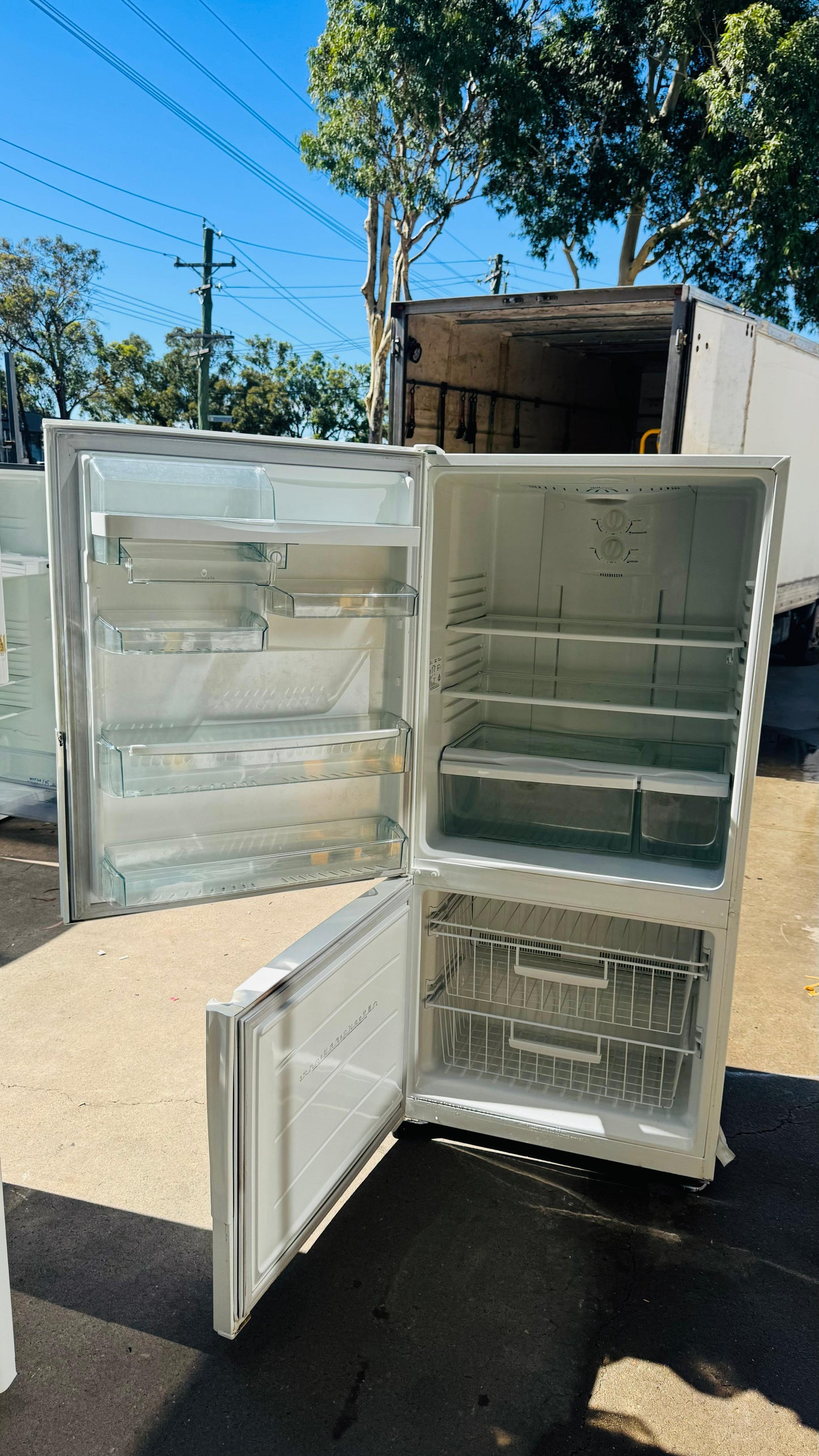 WESTINGHOUSE 510 LITRES FRENCH DOOR FRIDGE FREEZER