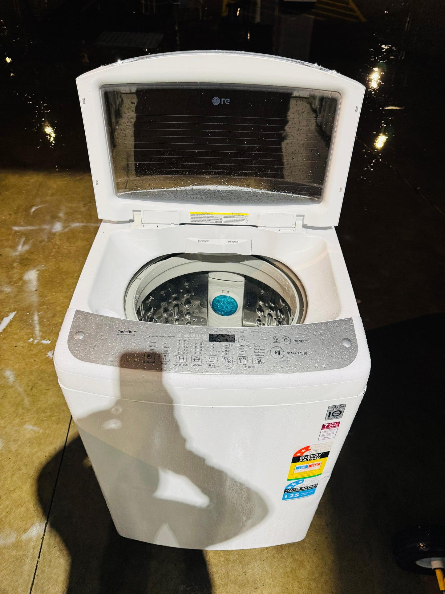 LG 8.5KGS TOP LOADER WASHING MACHINE