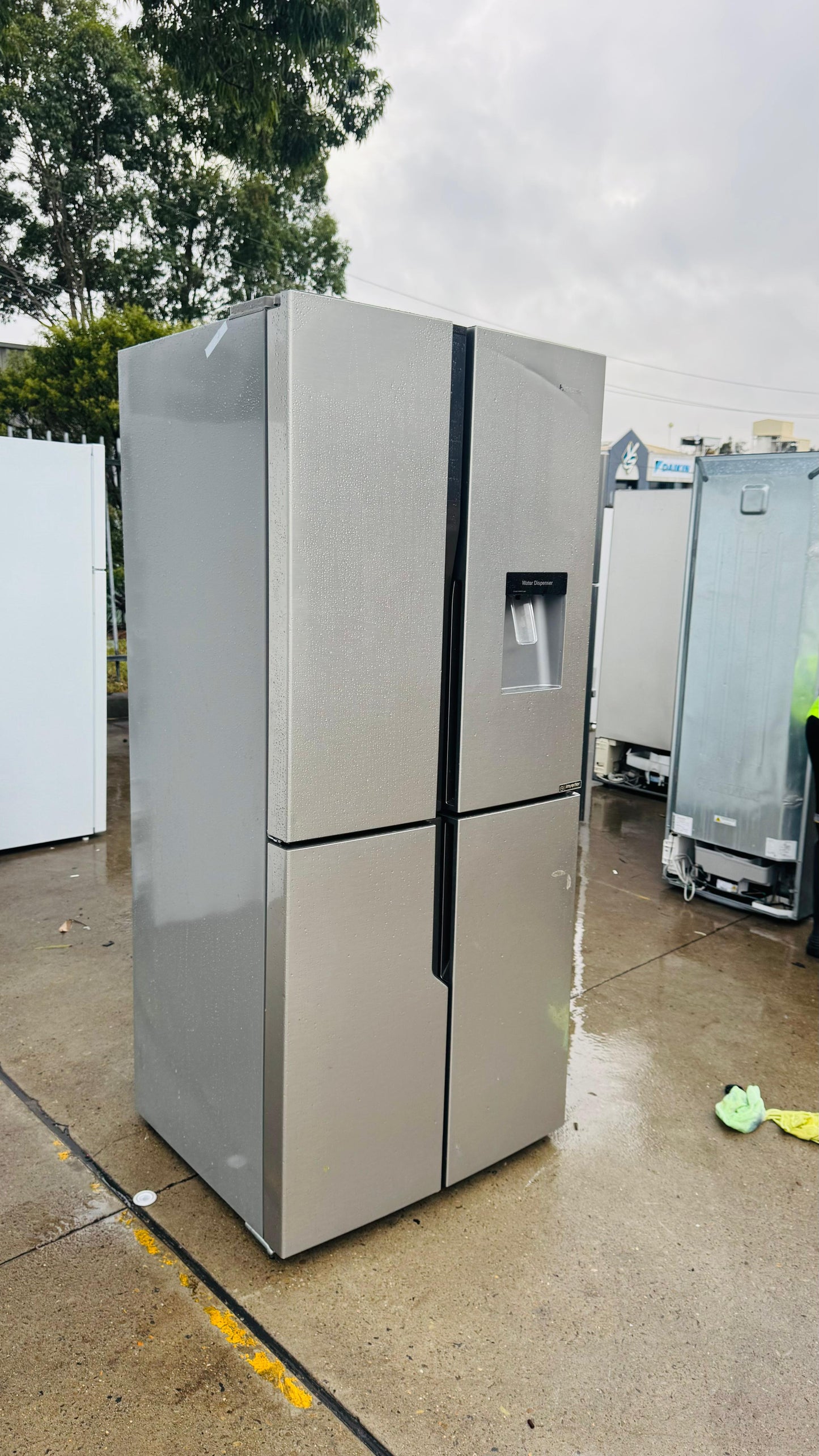 HISENSE QUAD FRENCH DOOR 509 LITRES FRIDGE FREEZER
