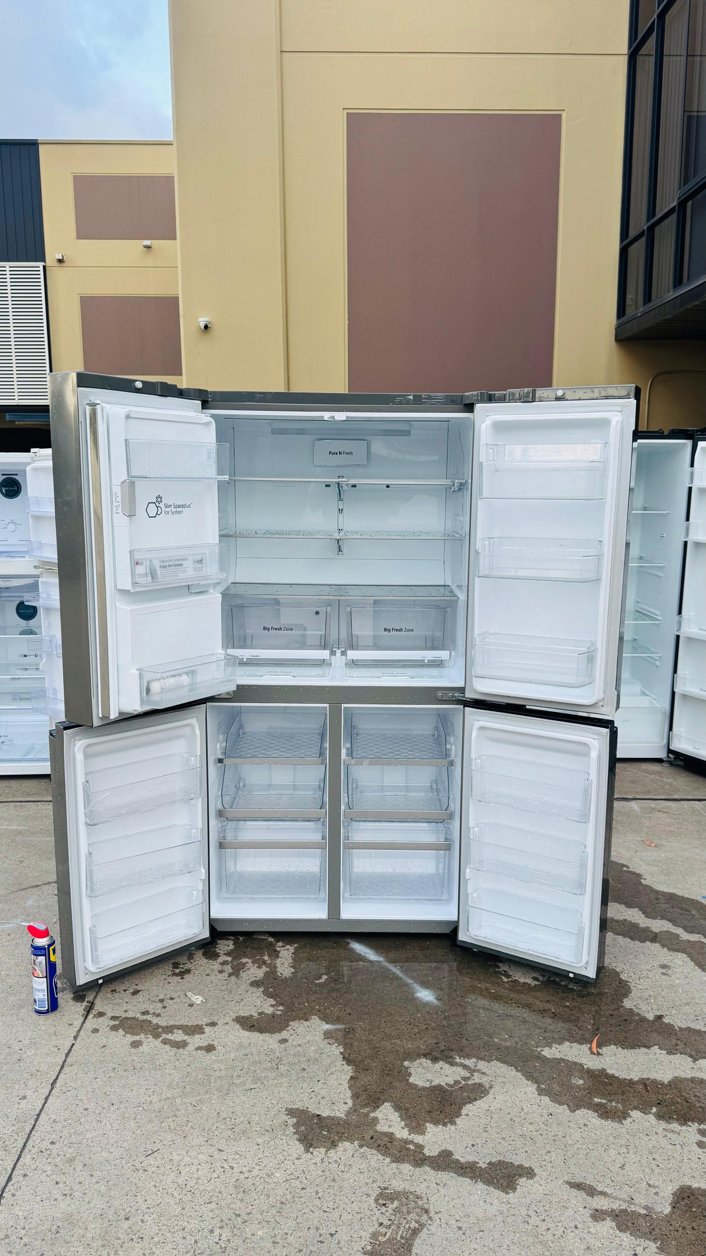 LG 706 LITRES QUAD DOOR FRIDGE FREEZER