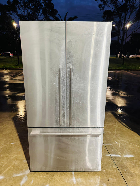 FISHER AND PAYKEL 614 LITRES FRENCH DOOR FRIDGE FREEZER