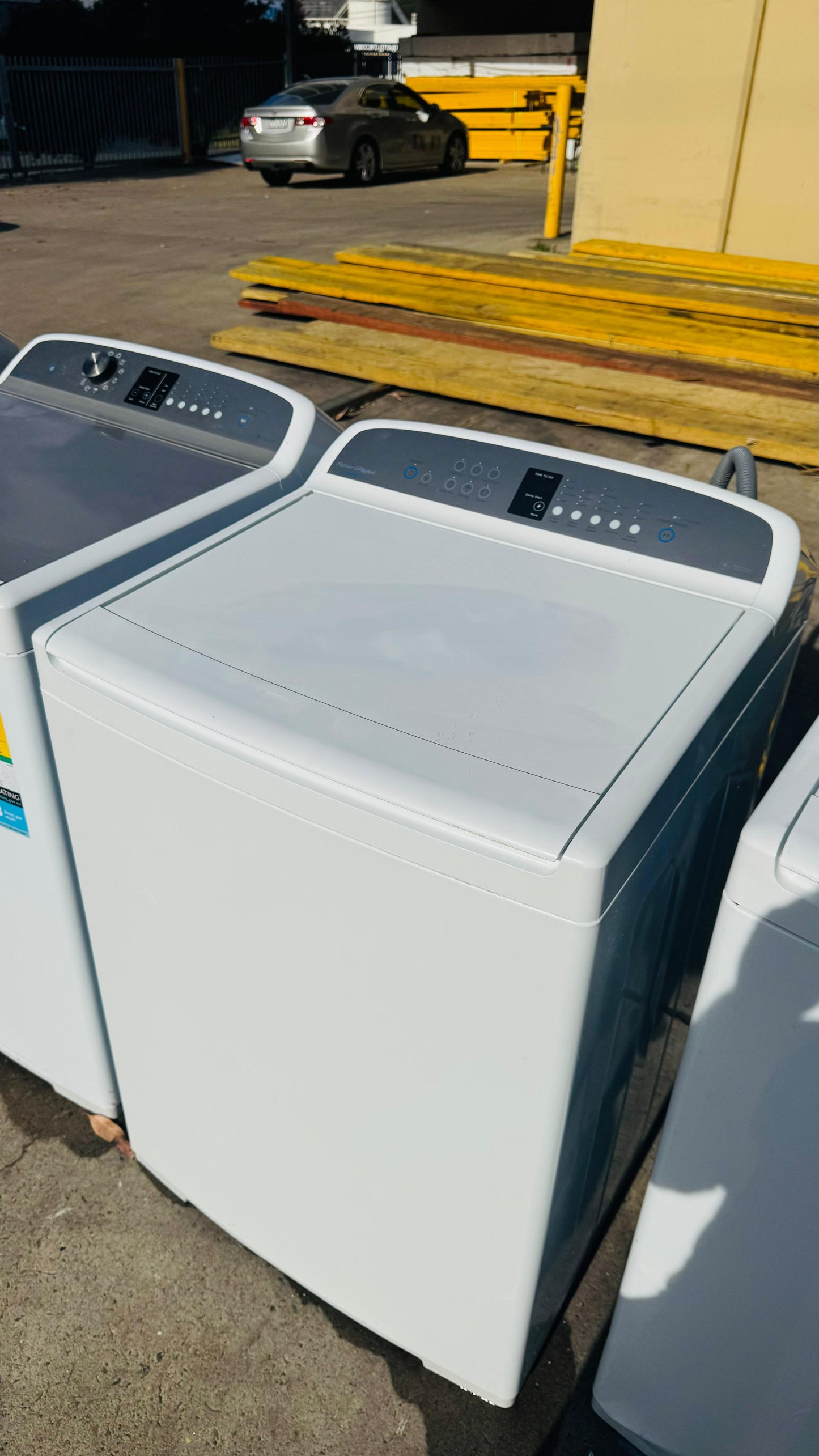 FISHER AND PAYKEL 10 KGS TOP LOADER WASHING MACHINE