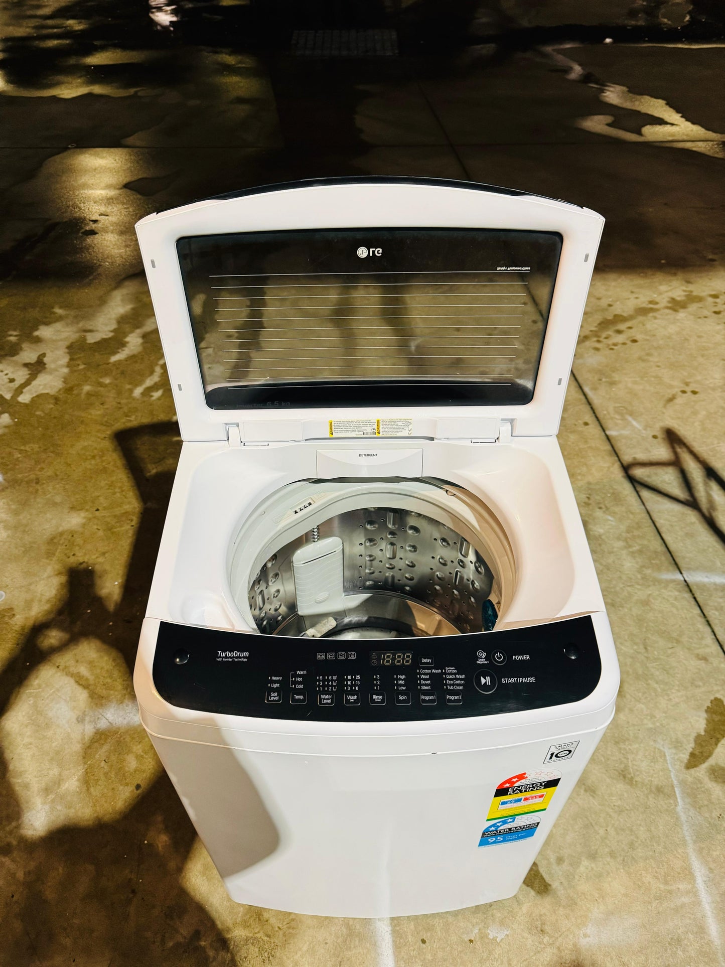 LG 6.5 KGS TOP LOADER WASHING MACHINE