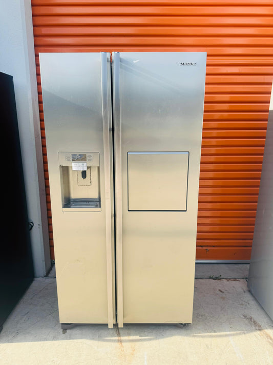 SAMSUNG 702 LITRES SIDE BY SIDE DOOR FRIDGE FREEZER