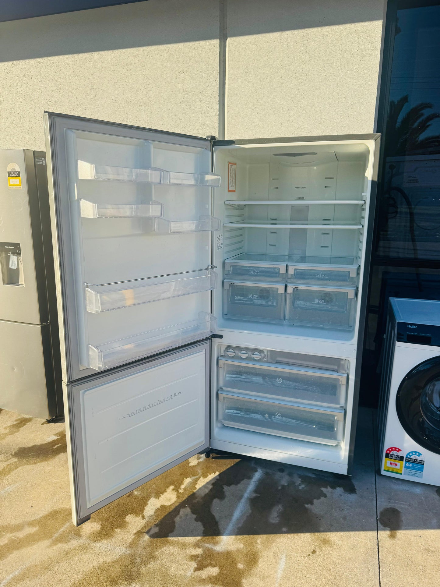 ELECTROLUX 510 LITRES FRIDGE FREEZER