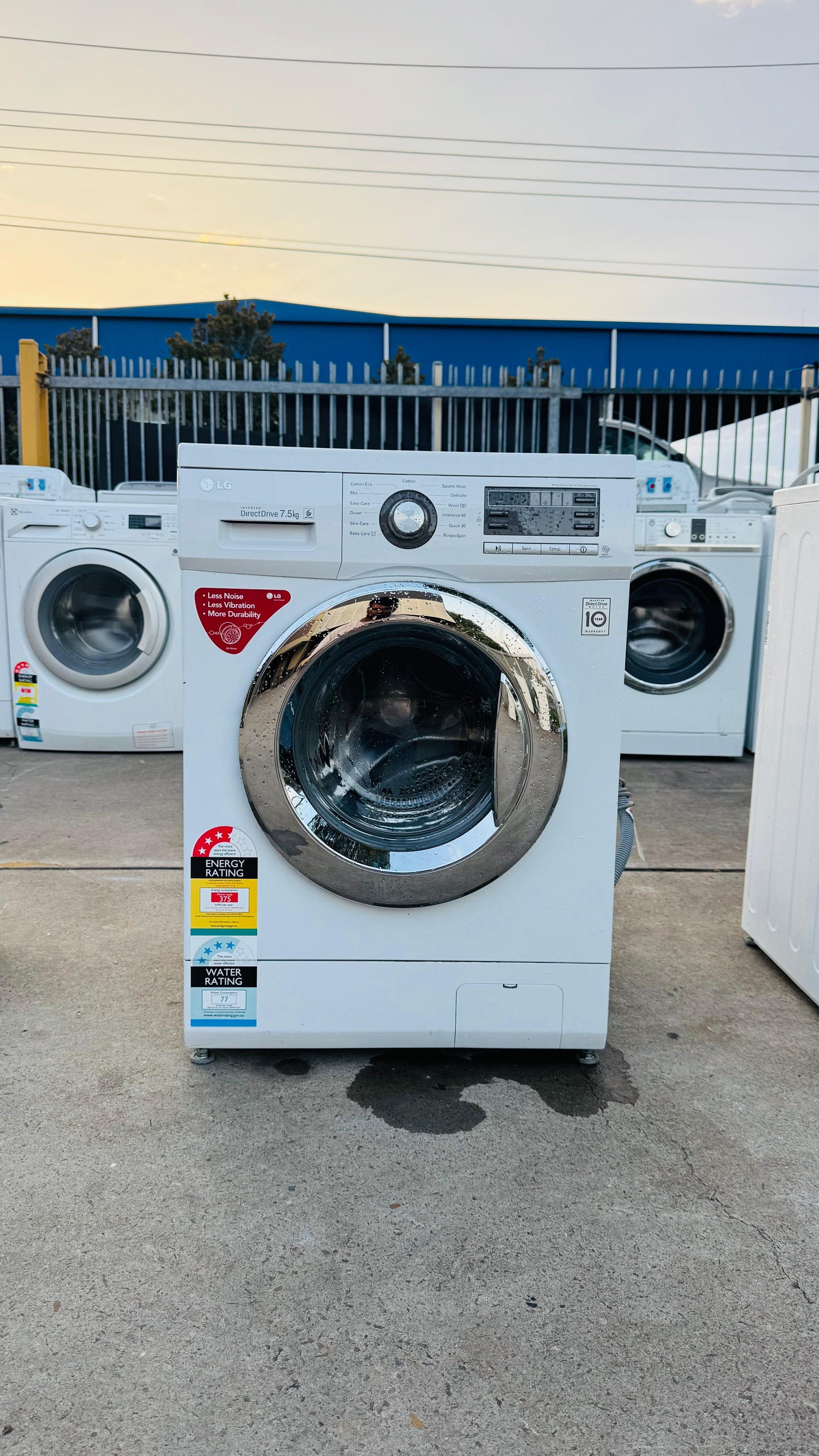 LG 7.5KGS FRONT LOADER WASHING MACHINE