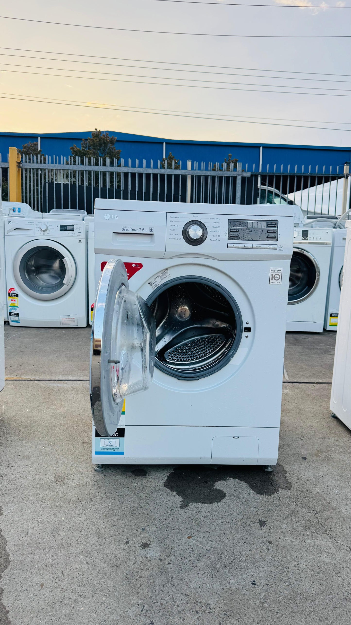 LG 7.5KGS FRONT LOADER WASHING MACHINE