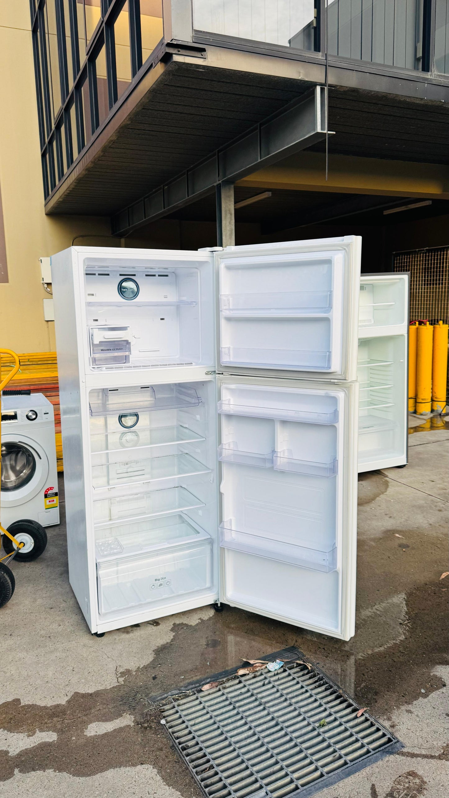 SAMSUNG 419 LITRES FRIDGE FREEZER