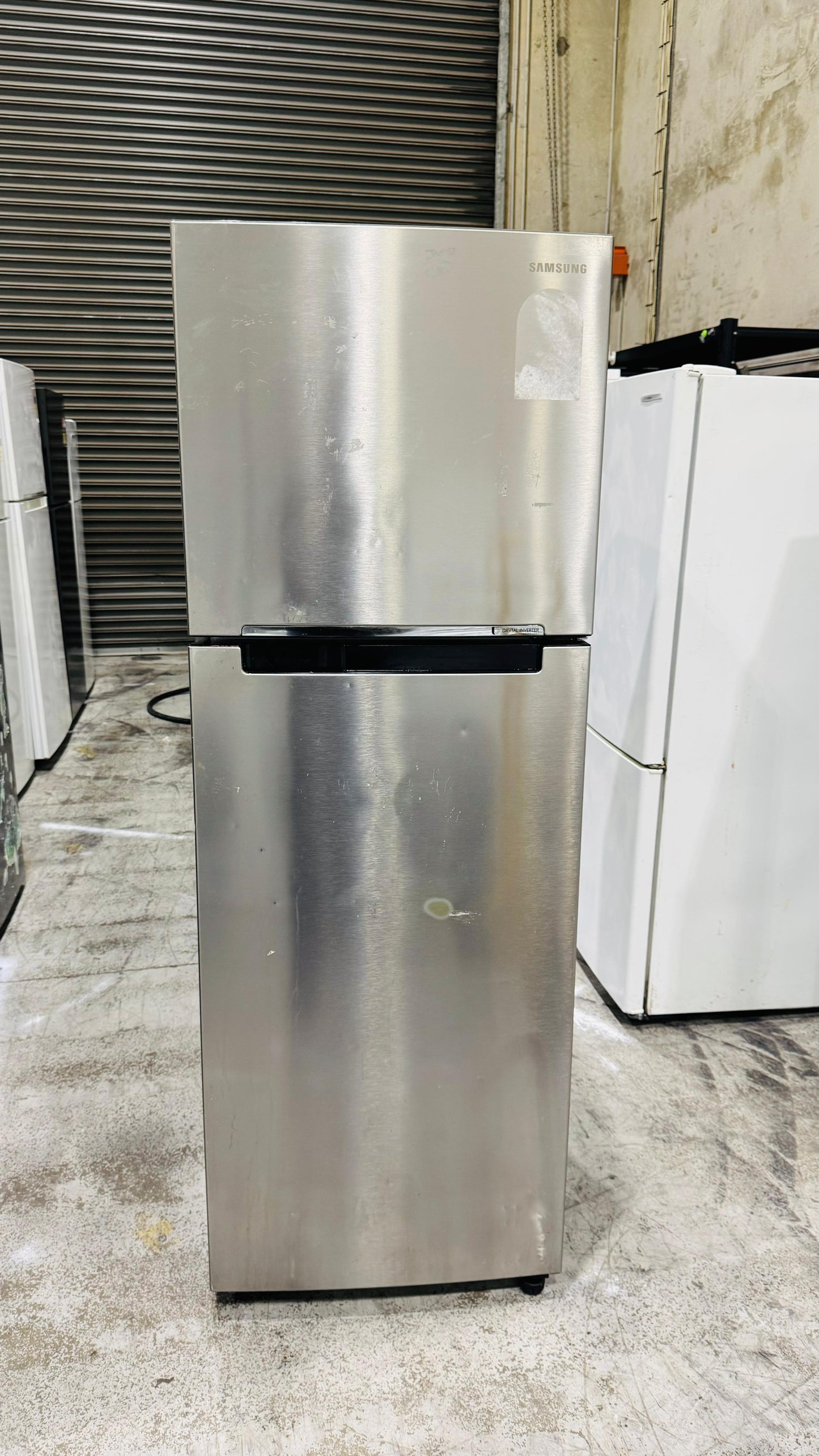 SAMSUNG 341 LITRES FRIDGE FREEZER