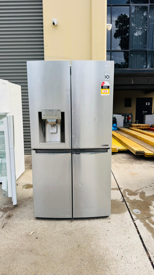 LG 708 LITRES QUAD DOOR FRIDGE FREEZER