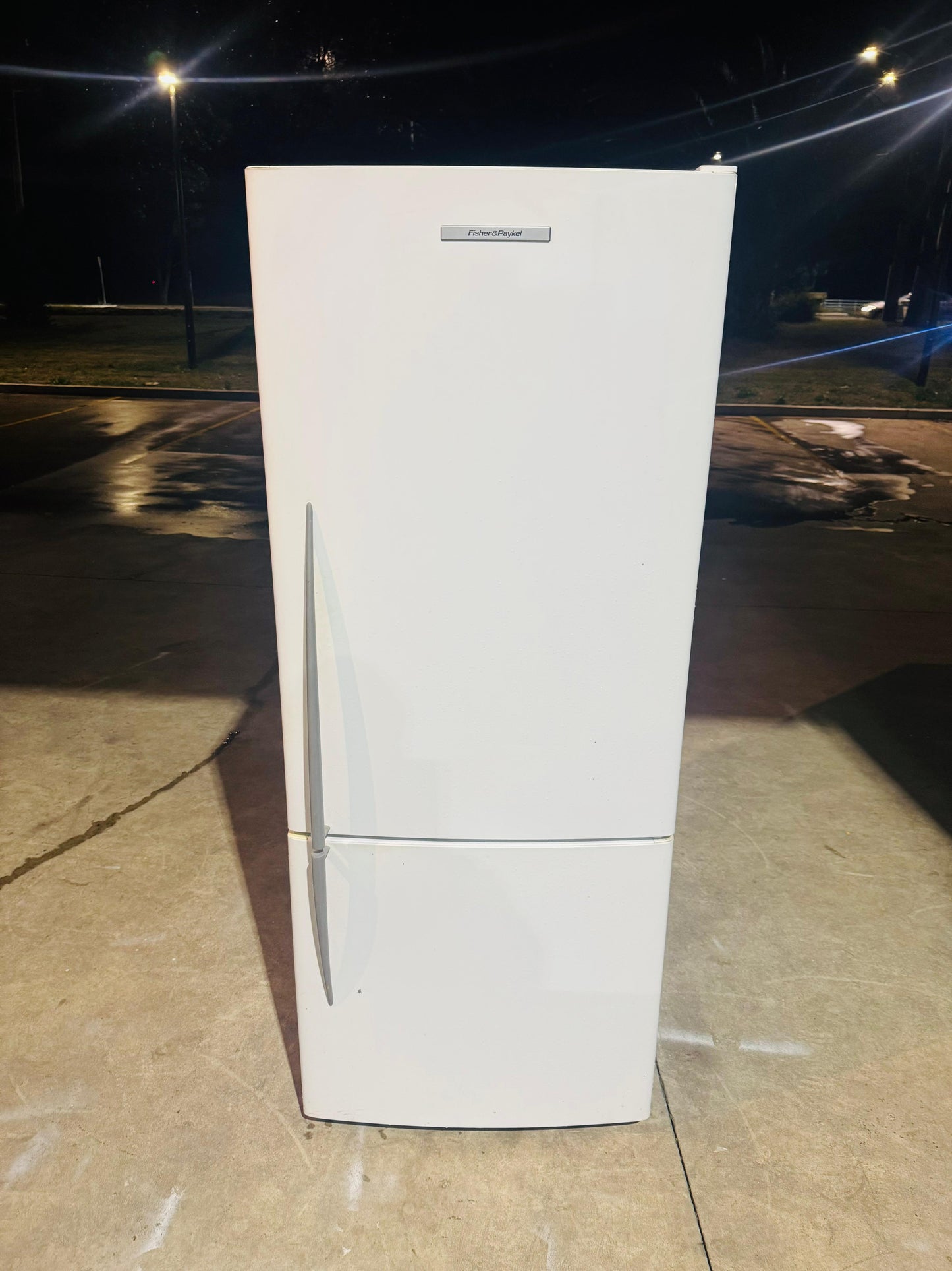 FISHER AND PAYKEL 442 LITRES FRIDGE FREEZER
