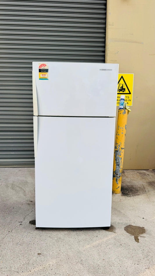 WESTINGHOUSE 517 LITRES FRIDGE FREEZER