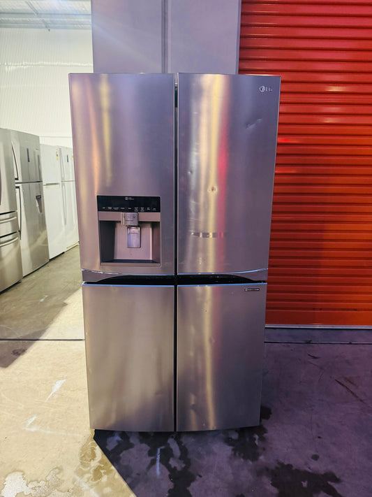 LG QUAD FRENCH DOOR 712 LITRES FRIDGE FREEZER