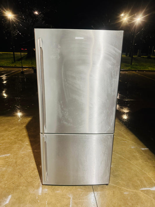 ELECTROLUX 510 LITRES FRIDGE FREEZER