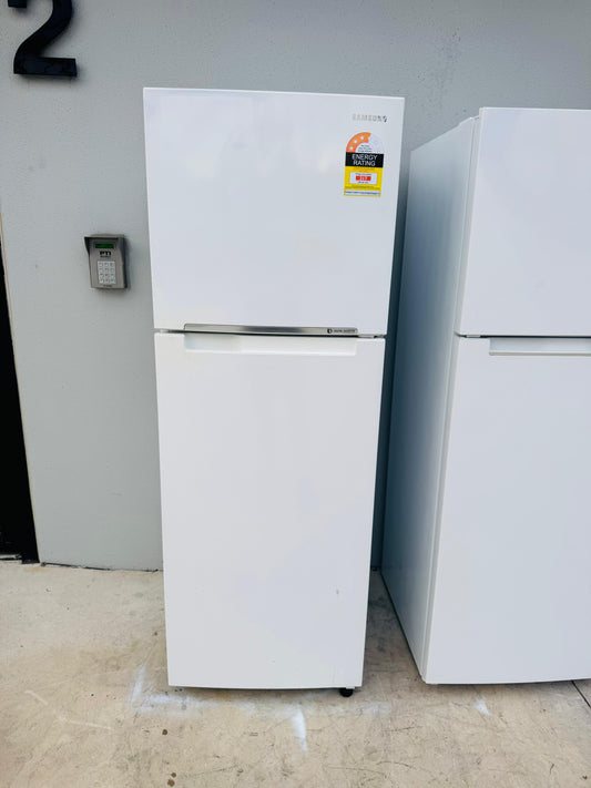 SAMSUNG 343 LITRES FRIDGE FREEZER