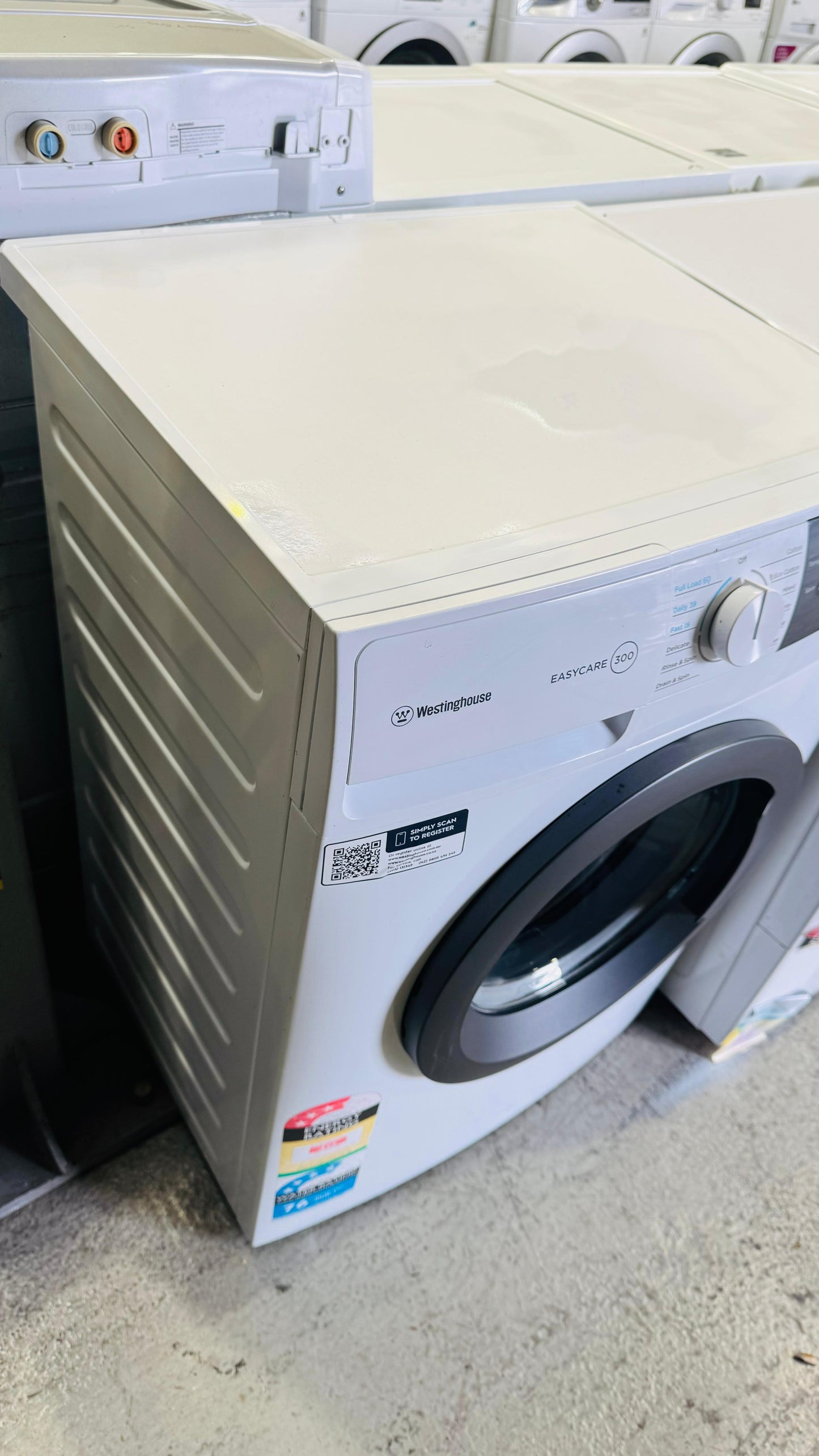 WESTINGHOUSE 7.5KGS FRONT LOADER WASHING MACHINE