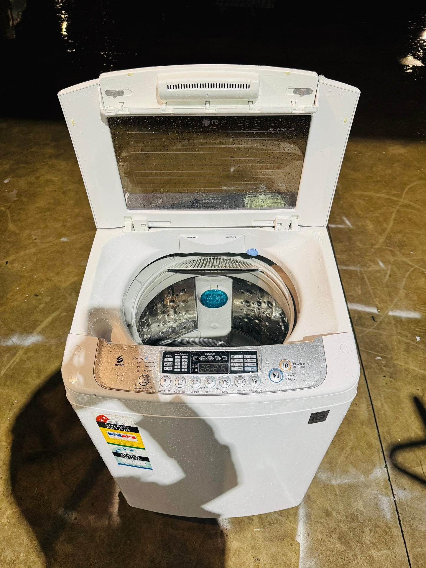 LG 6.5KGS TOP LOADER WASHING MACHINE
