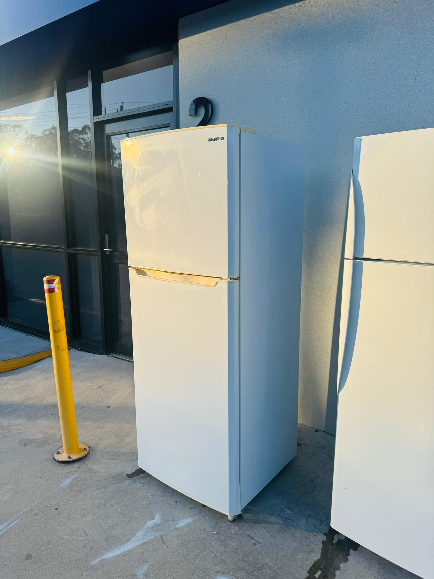 SAMSUNG 396 LITRES FRIDGE FREEZER