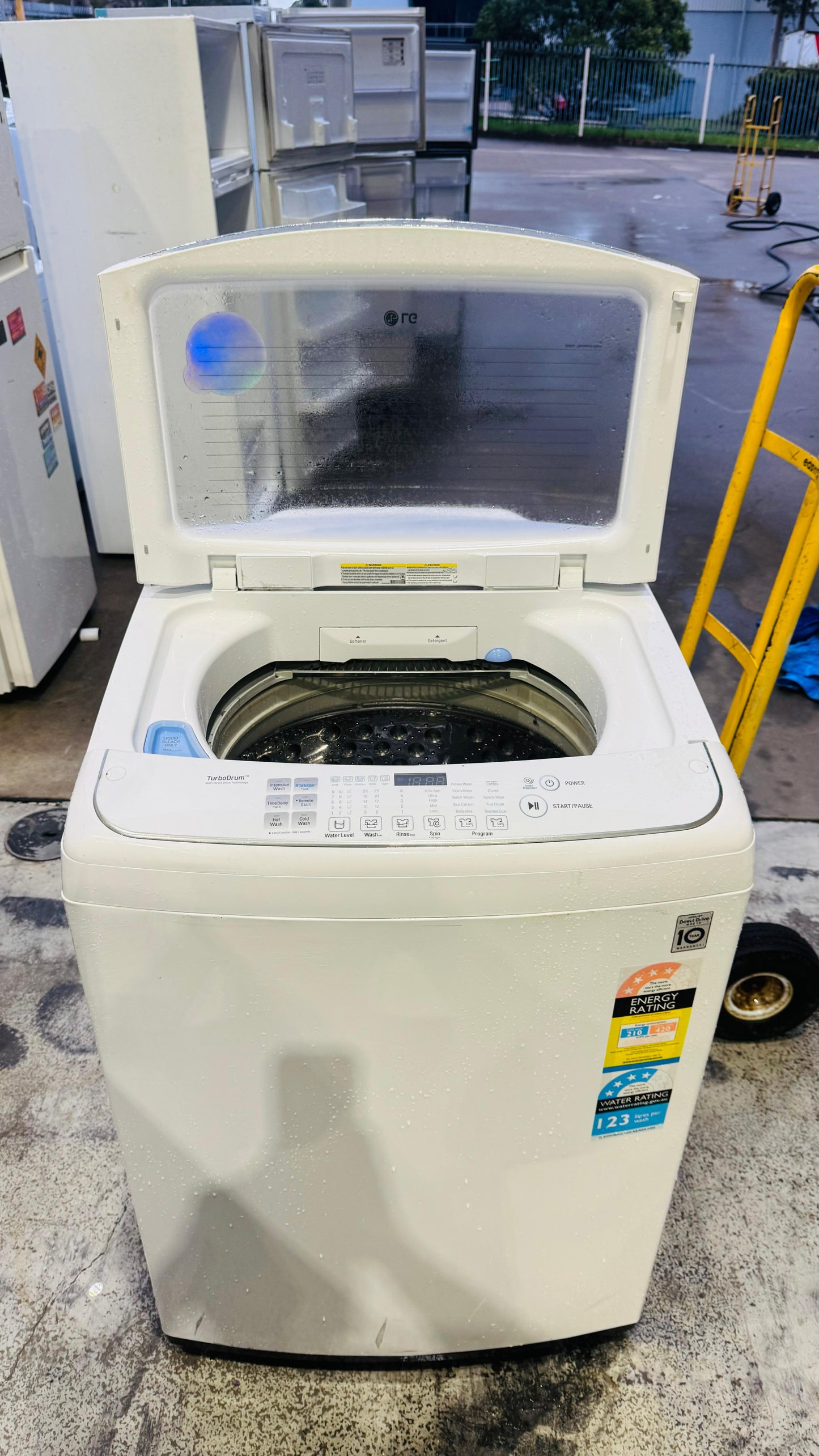 LG 12KGS TOP LOADER WASHING MACHINE