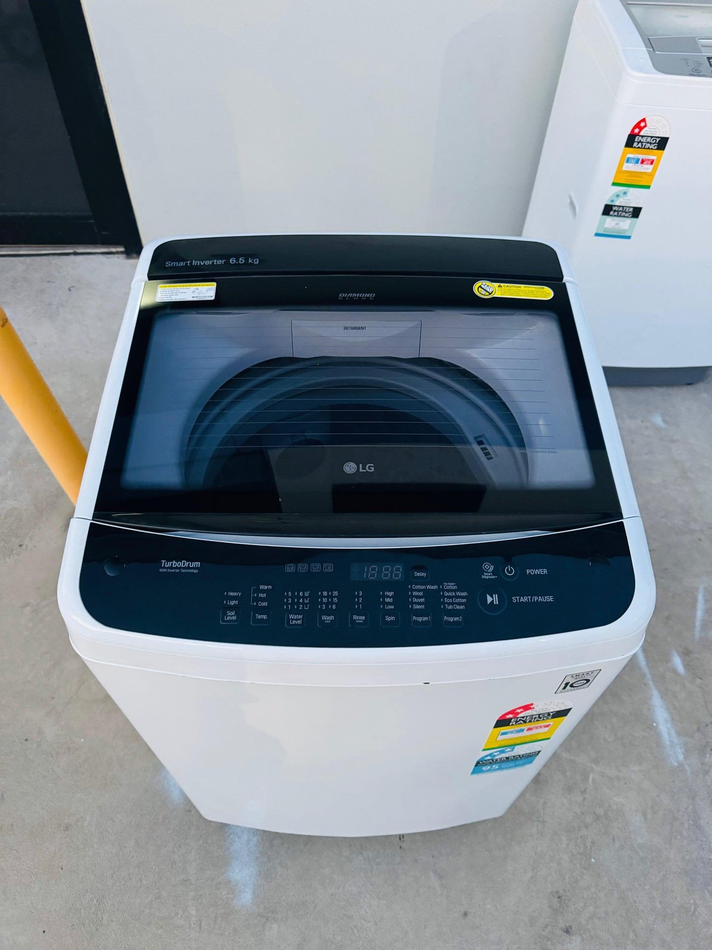 LG 6.5 KGS TOP LOADER WASHING MACHINE