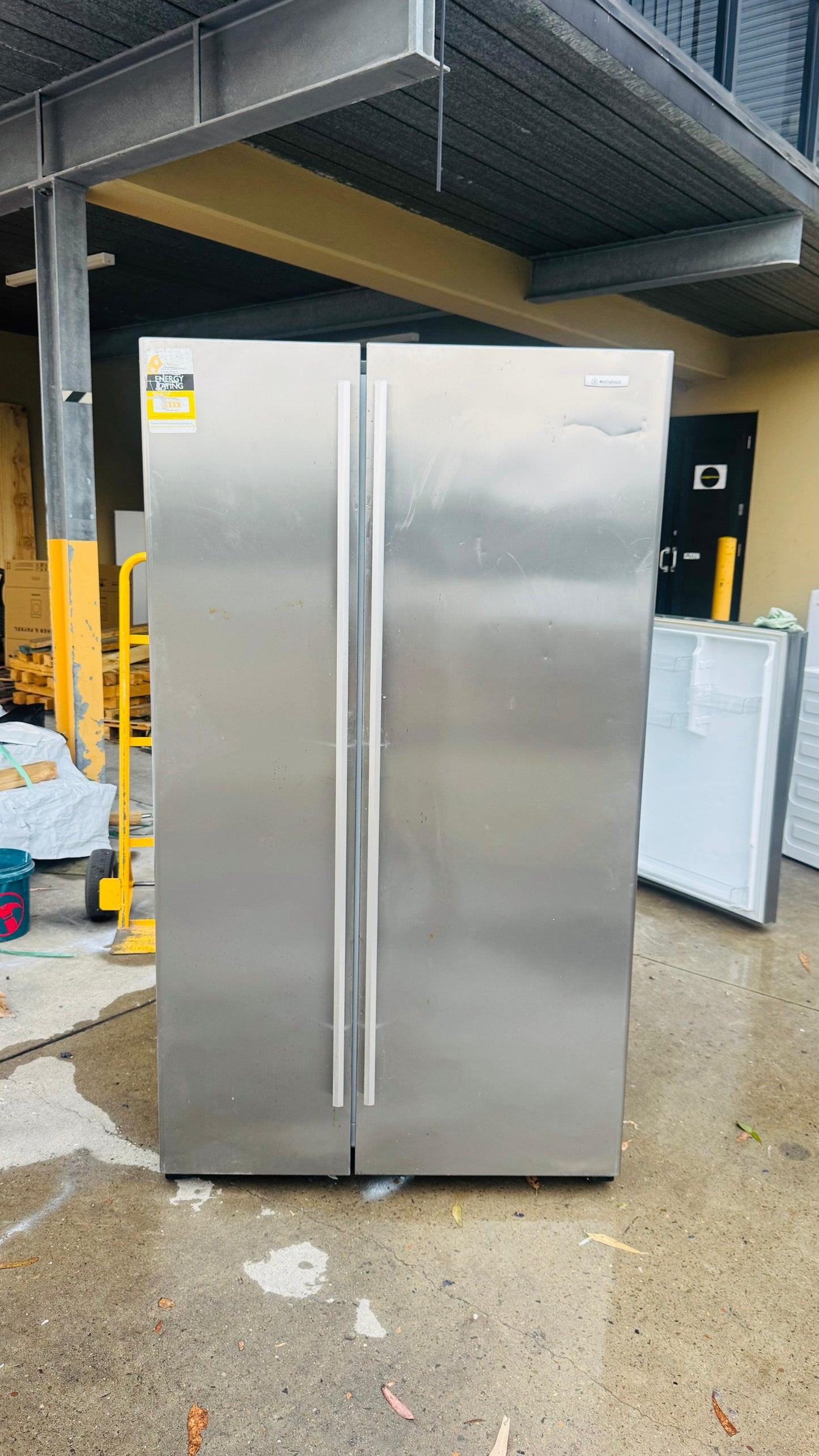 WESTINGHOUSE SIDE BY SIDE 700 LITRES FRIDGE FREEZER