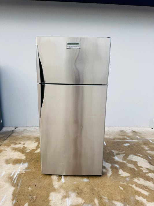 WESTING HOUSE 517 LITRES FRIDGE FREEZER