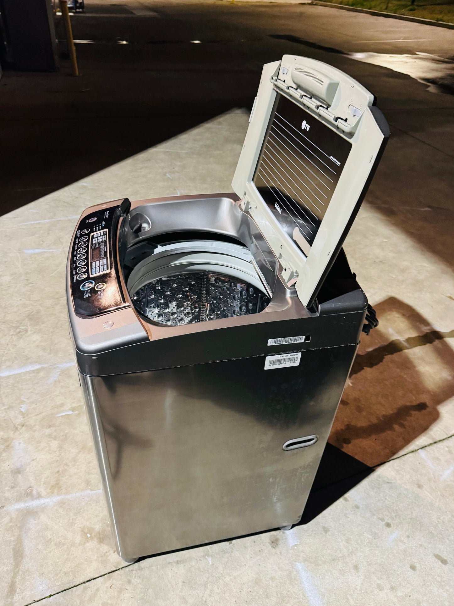 LG 9.5 KGS TOP LOADER WASHING MACHINE