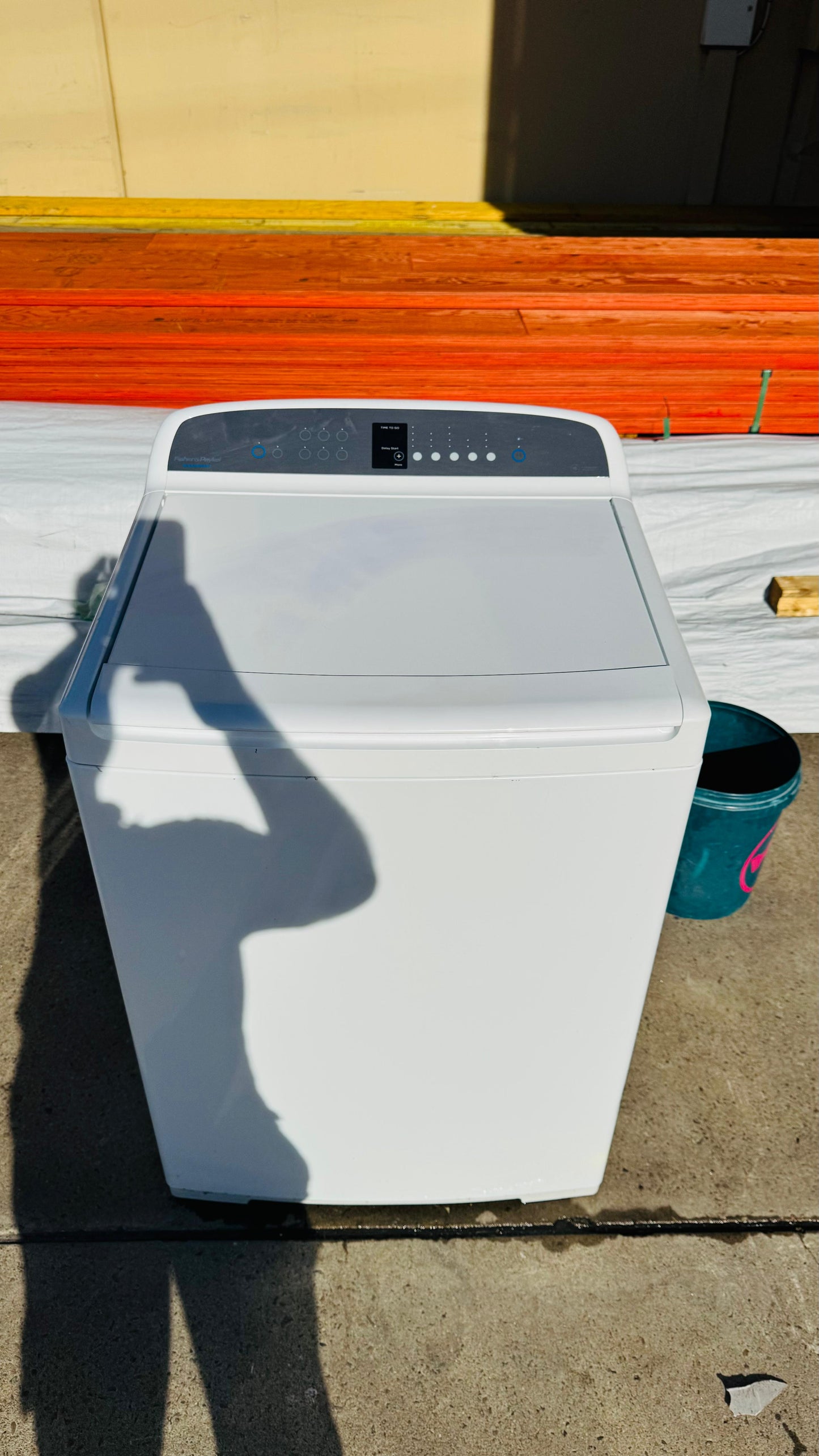 FISHER AND PAYKEL 10KGS TOP LOADER WASHING MACHINE