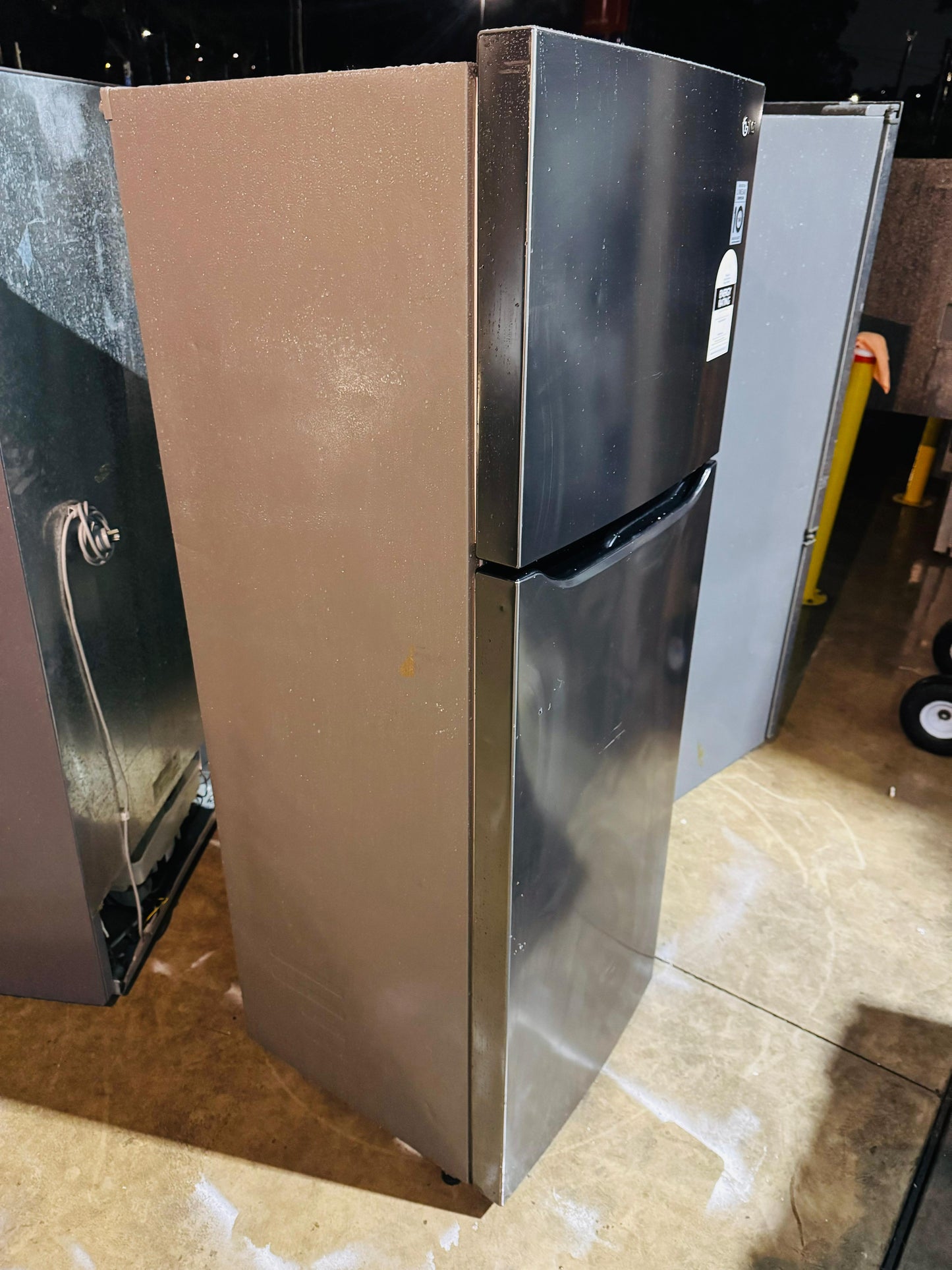LG 332 LITRES FRIDGE FREEZER