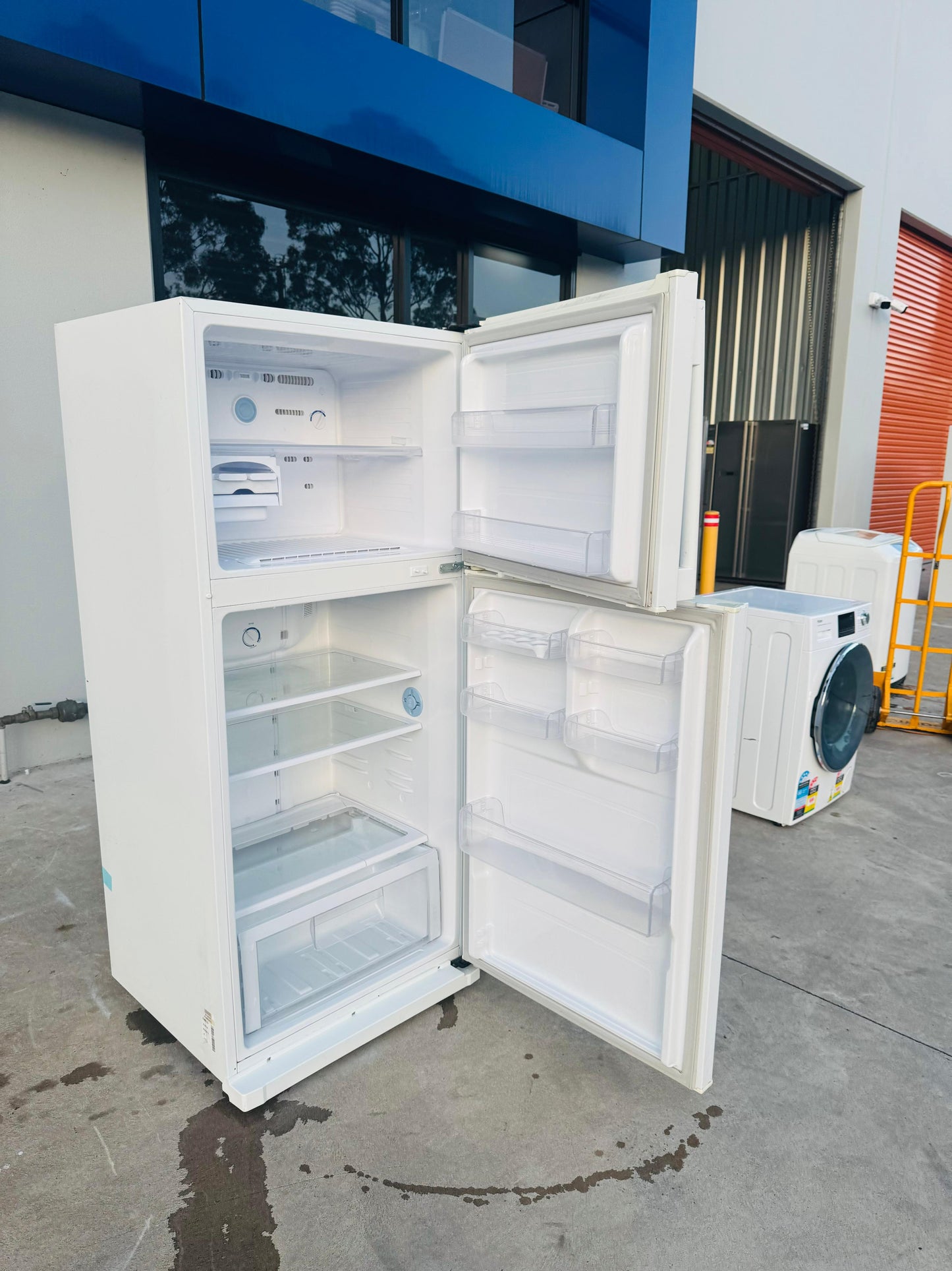 SAMSUNG 431 LITRES FRIDGE FREEZER