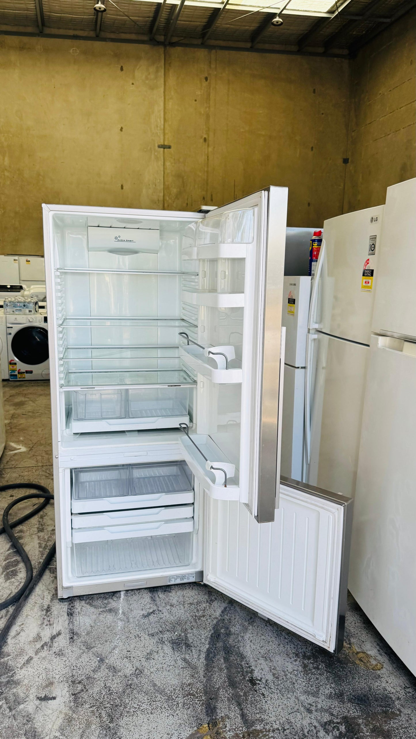 FISHER AND PAYKEL 447 LITRES FRIDGE FREEZER