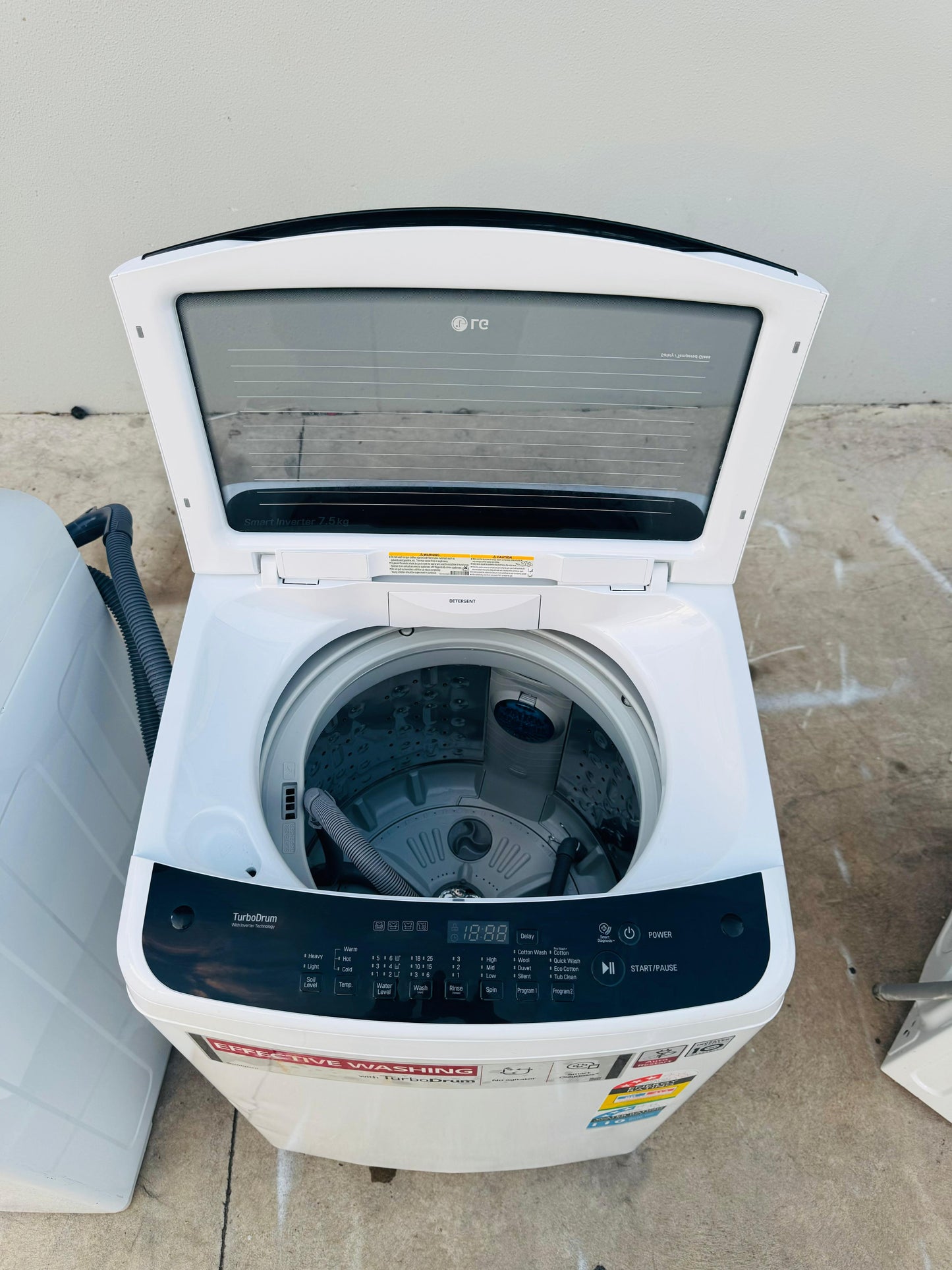 LG 7.5 KGS TOP LOADER WASHING MACHINE
