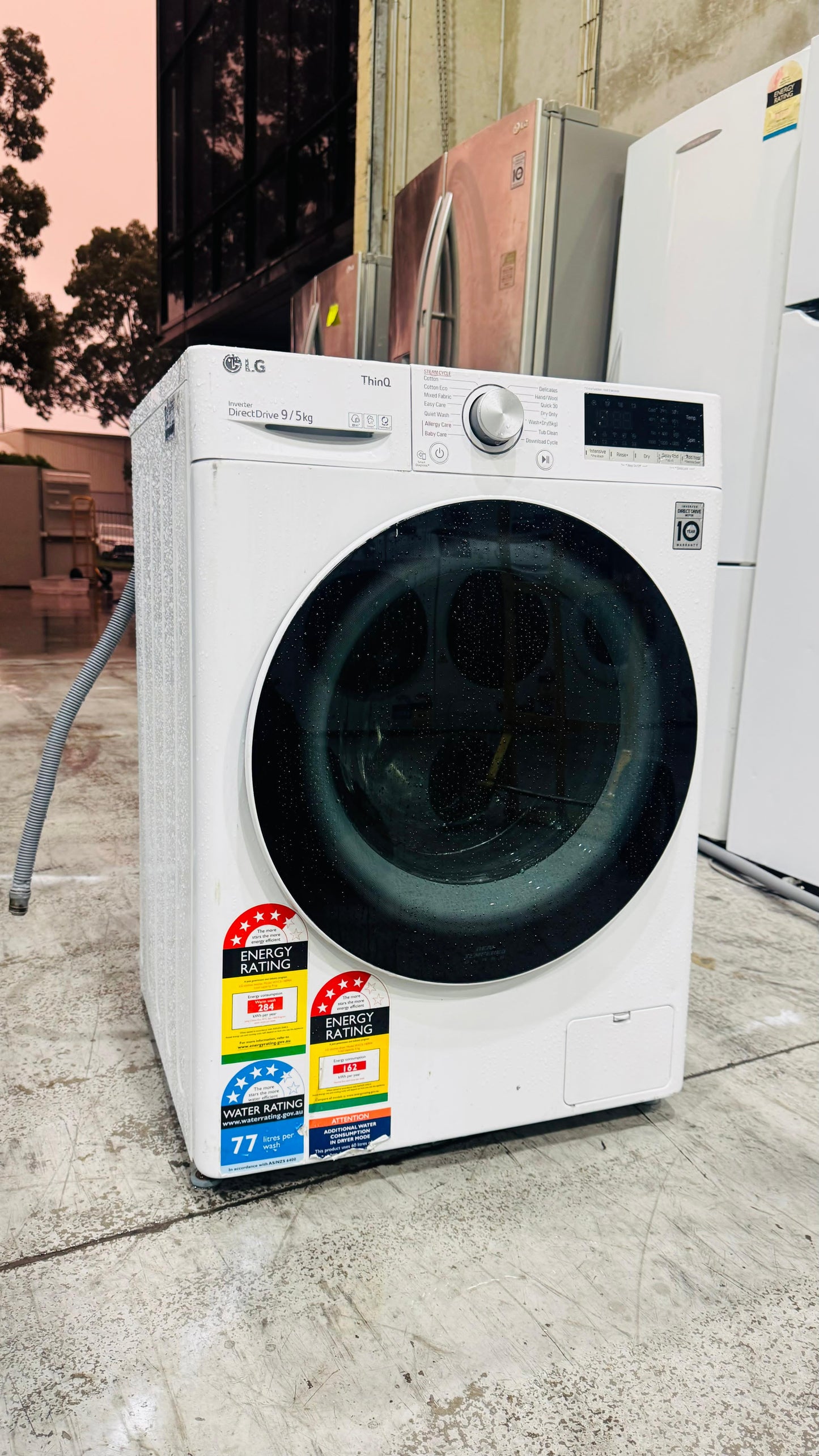 LG 9KGS FRONT LOADER WASHING MACHINE