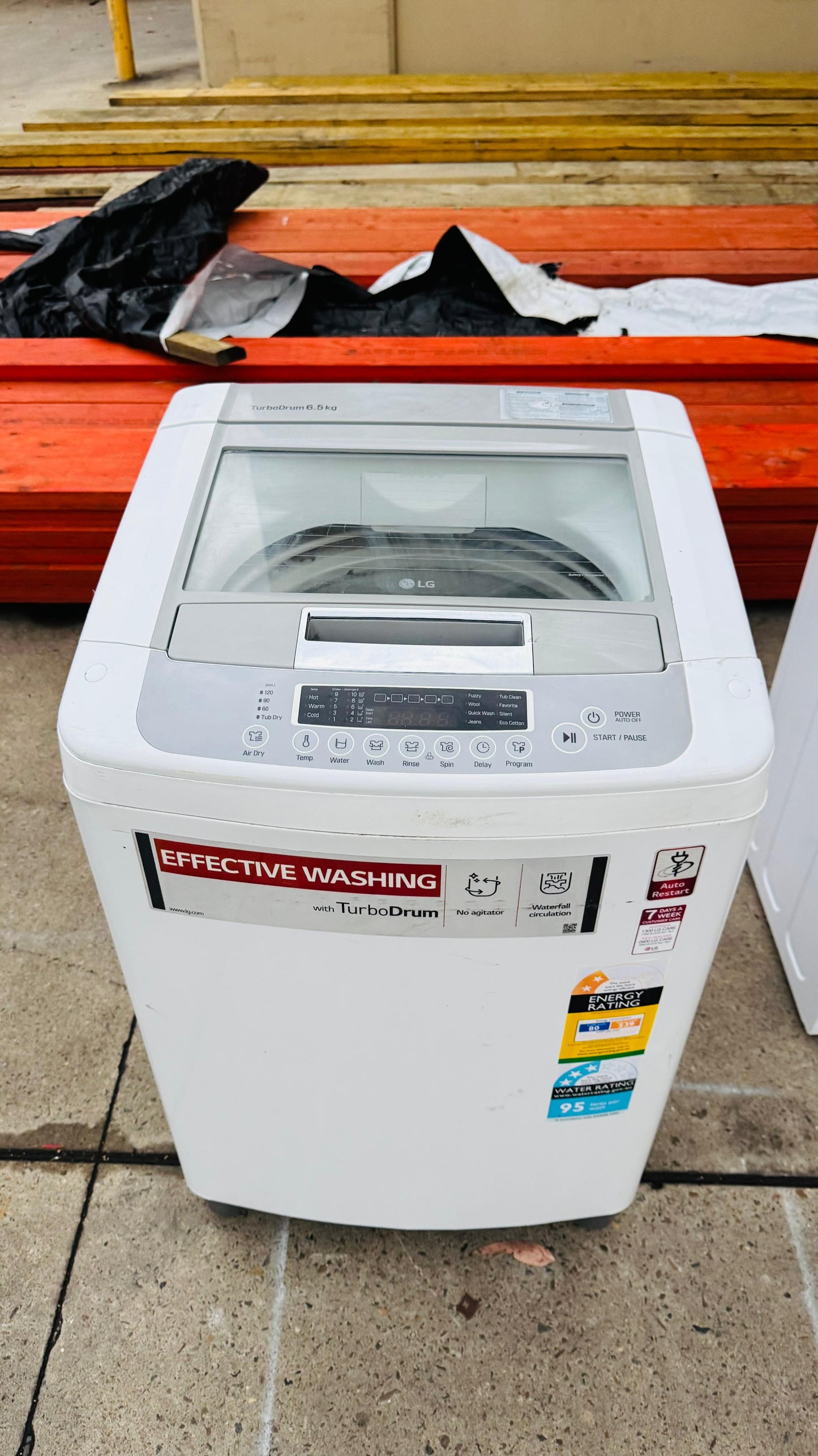 LG 6.5KGS TOP LOADER WASHING MACHINE