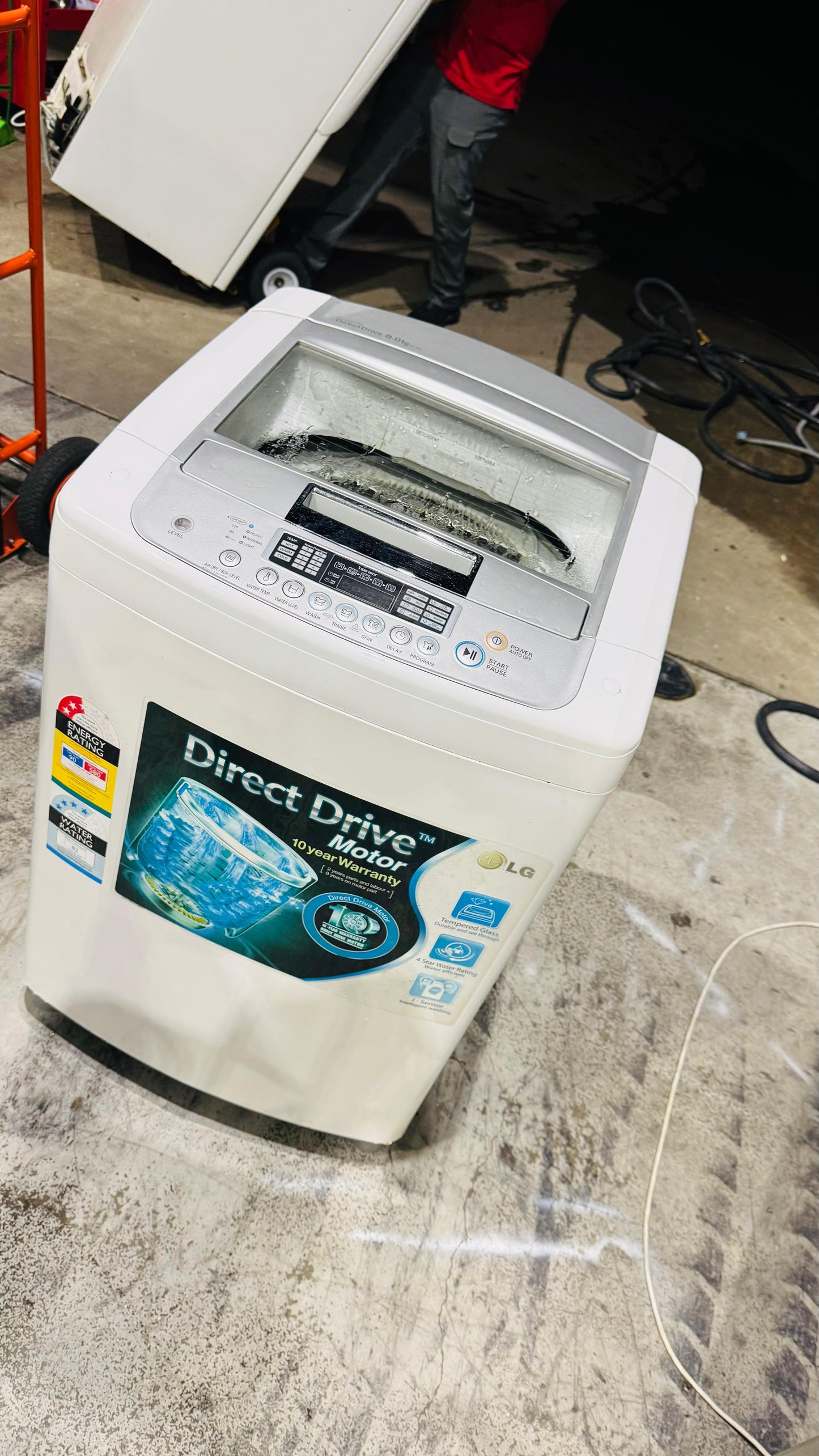 LG 8KGS TOP LOADER WASHING MACHINE